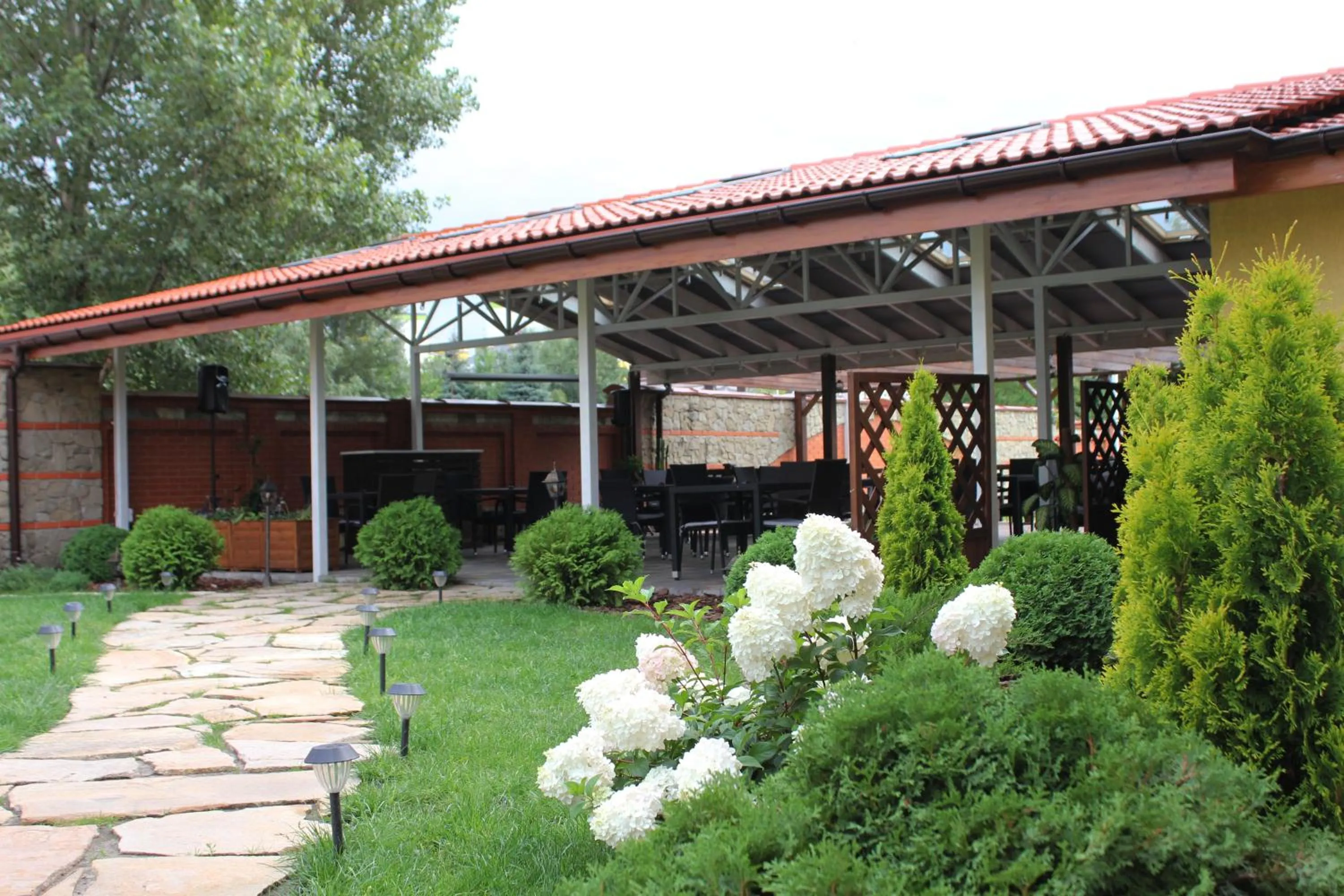 Area and facilities in Kiev 365 Park Hotel