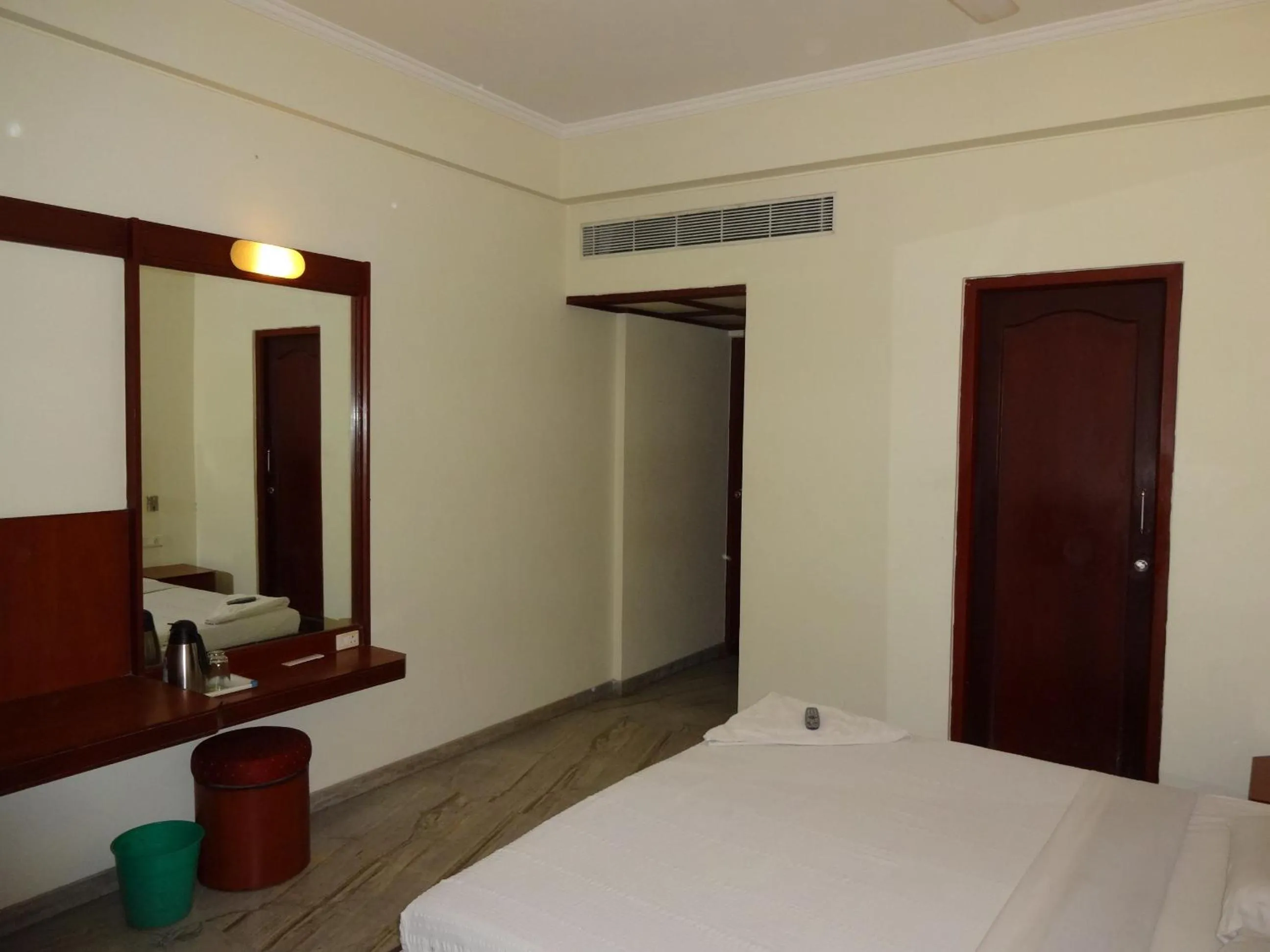 Photo of the whole room, Bed in The Golden Park