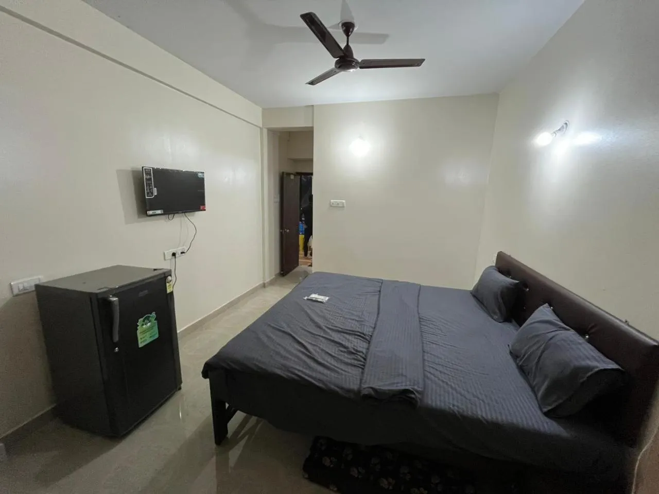 Bed in Hotel Saffron Baga