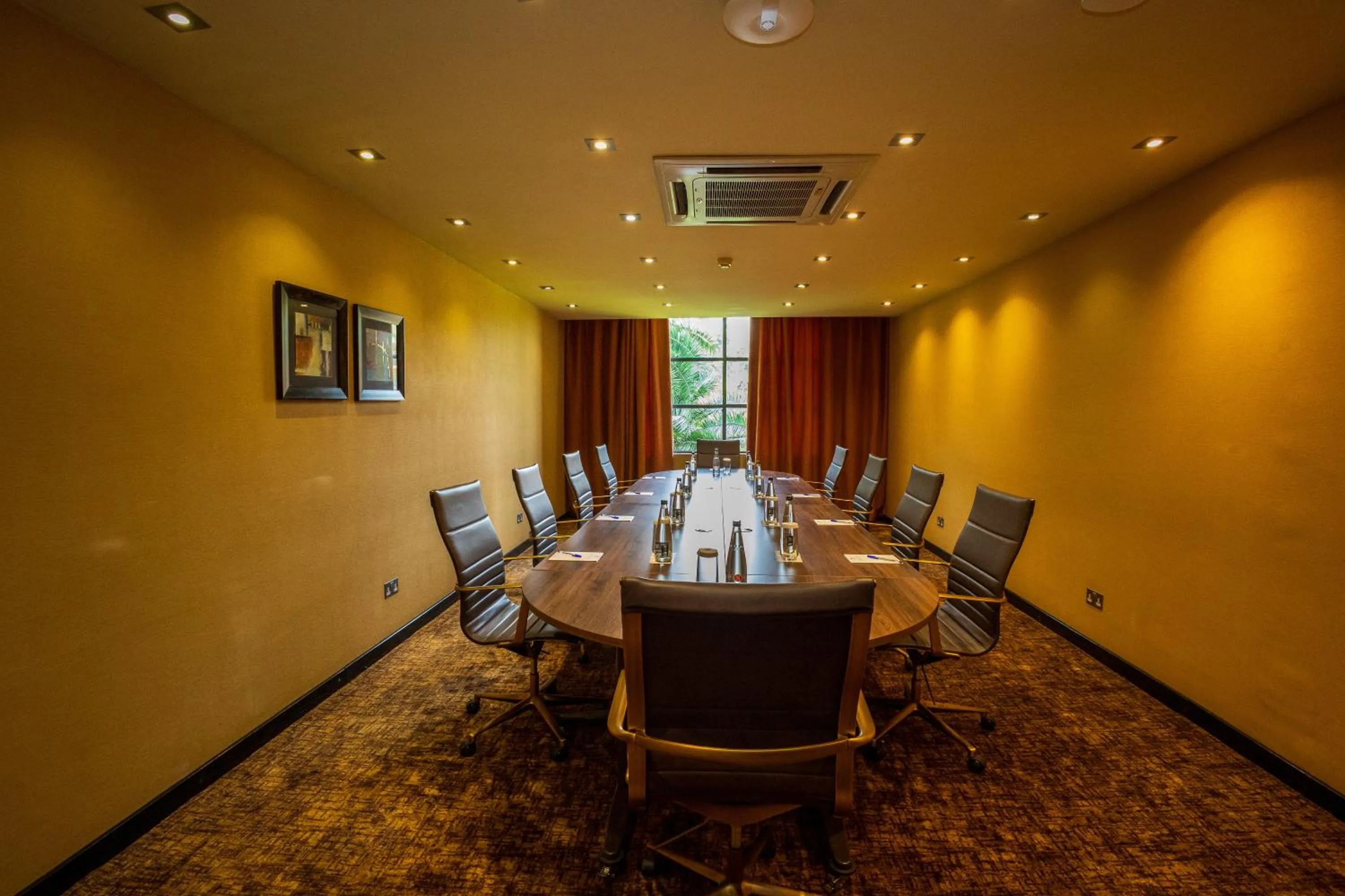 Meeting/conference room in Speke Resort and Conference Center