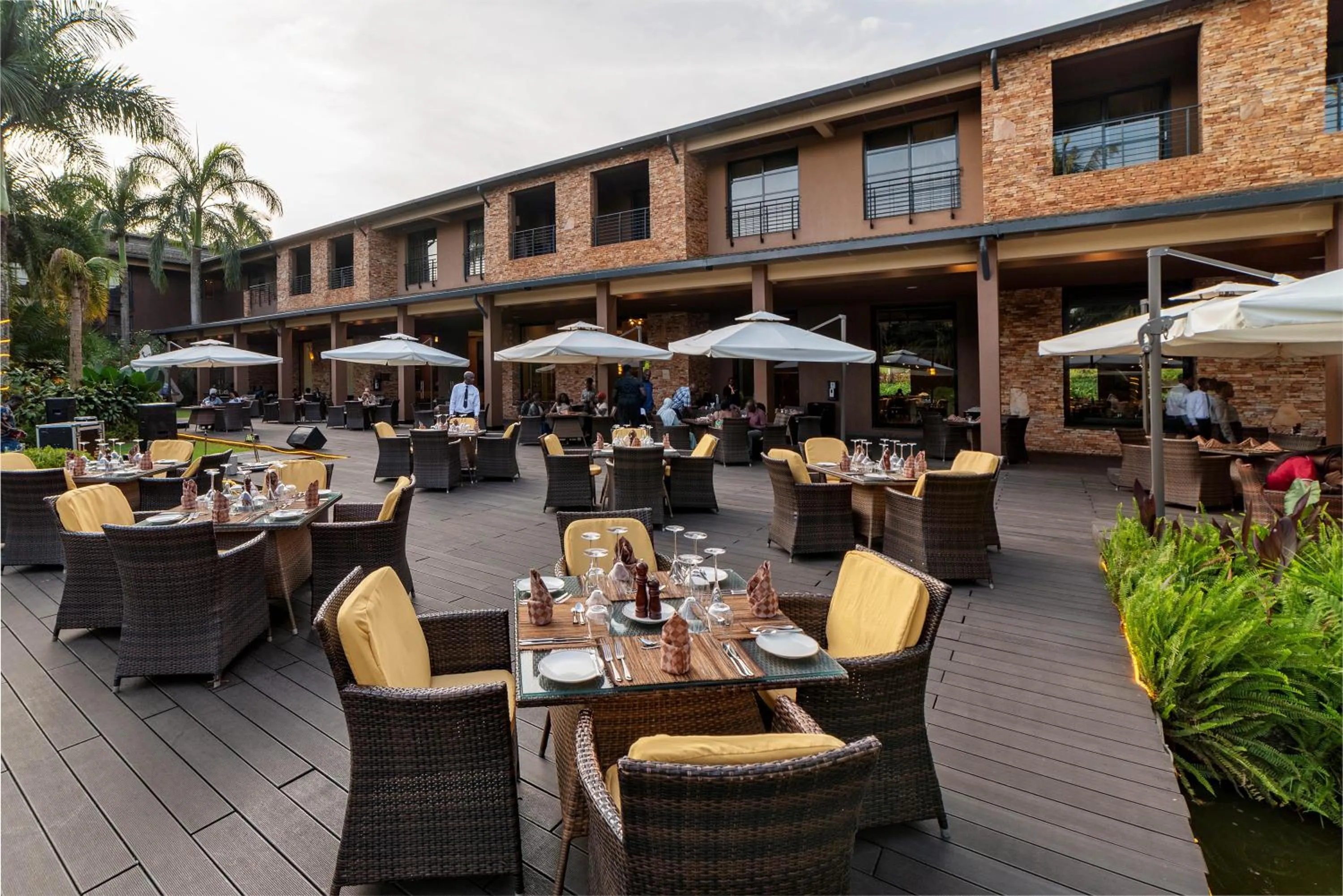 Restaurant/places to eat in Speke Resort and Conference Center