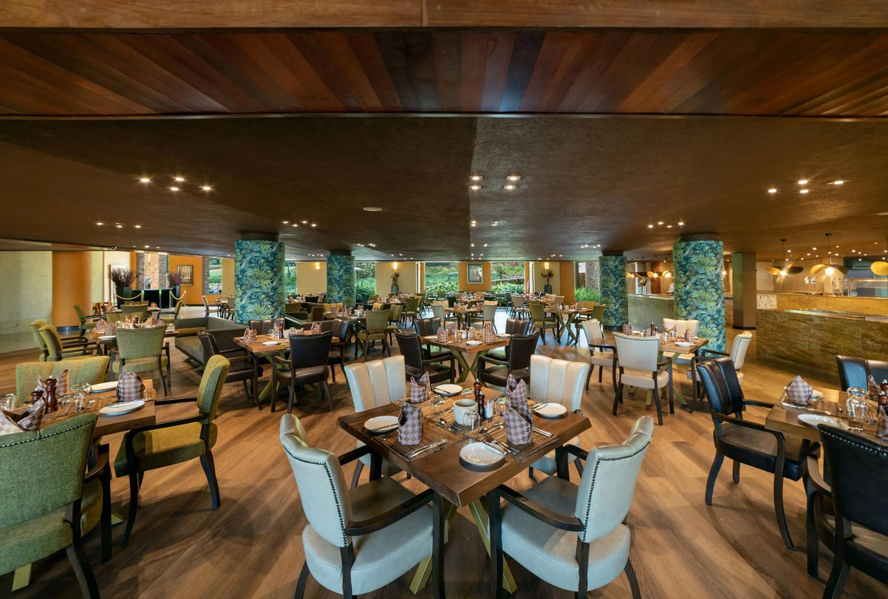 Restaurant/places to eat in Speke Resort and Conference Center