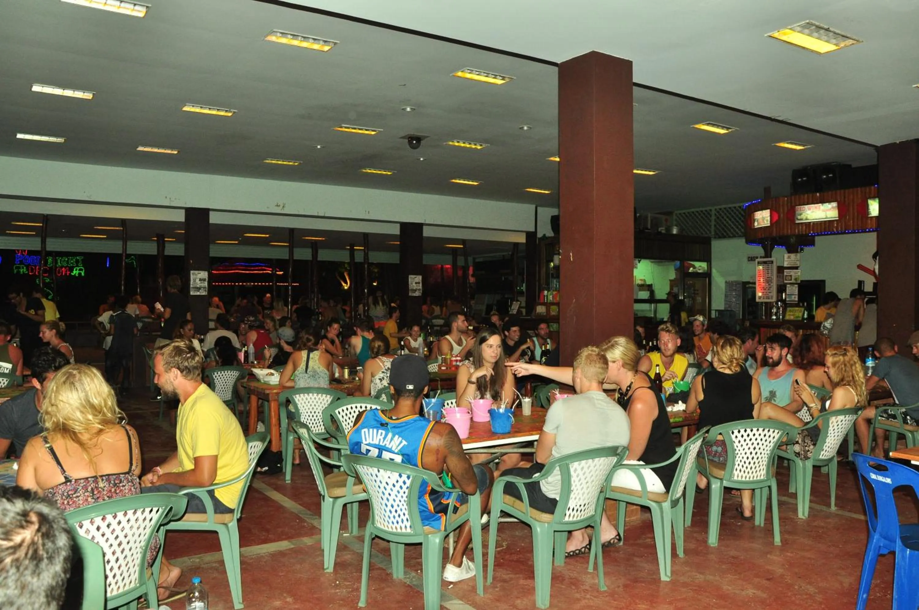 Restaurant/places to eat in Coral Bungalows