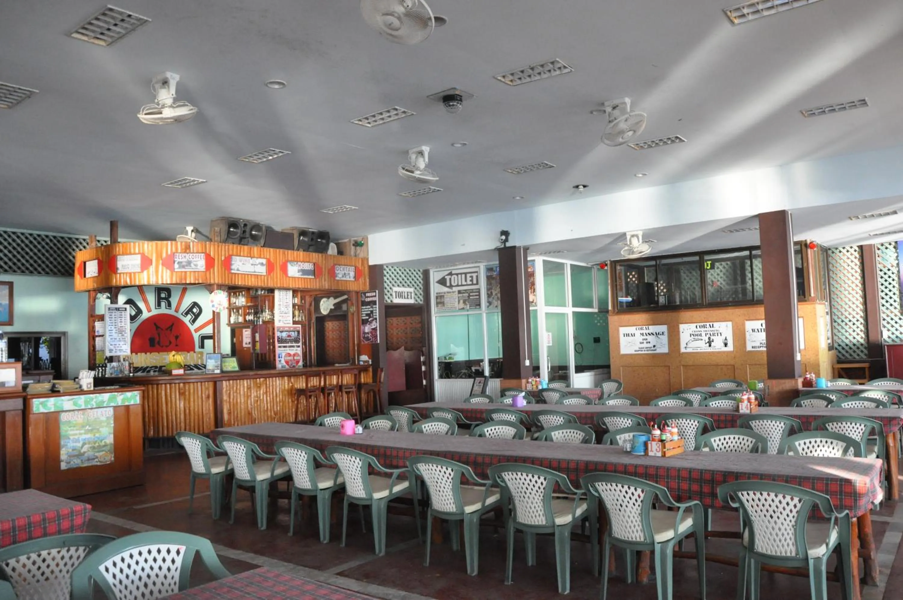 Lounge or bar in Coral Bungalows