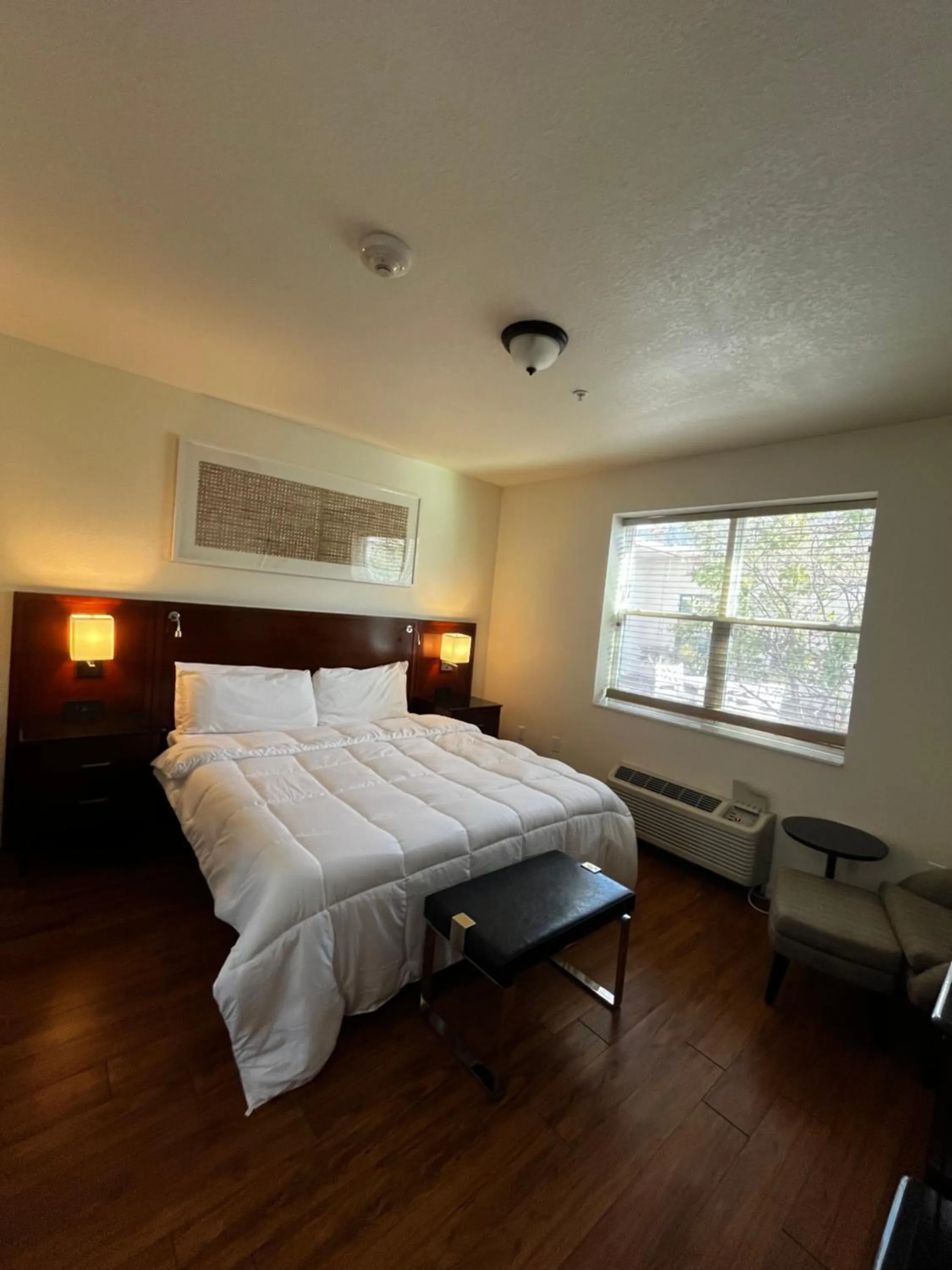 Bed in The View Studio, Suites and Event Venue