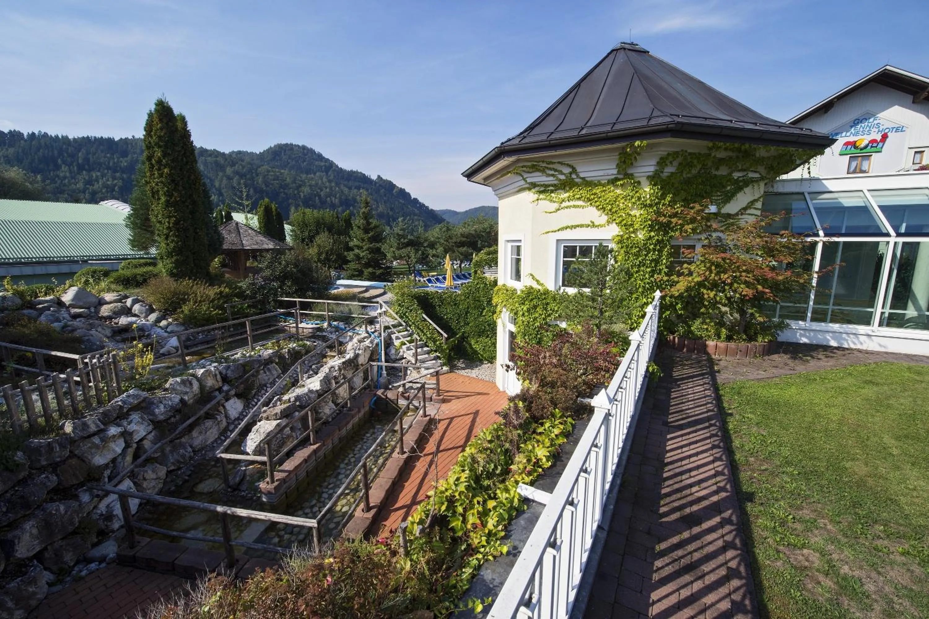 Facade/entrance in Golf-Tennis-Wellnesshotel Mori