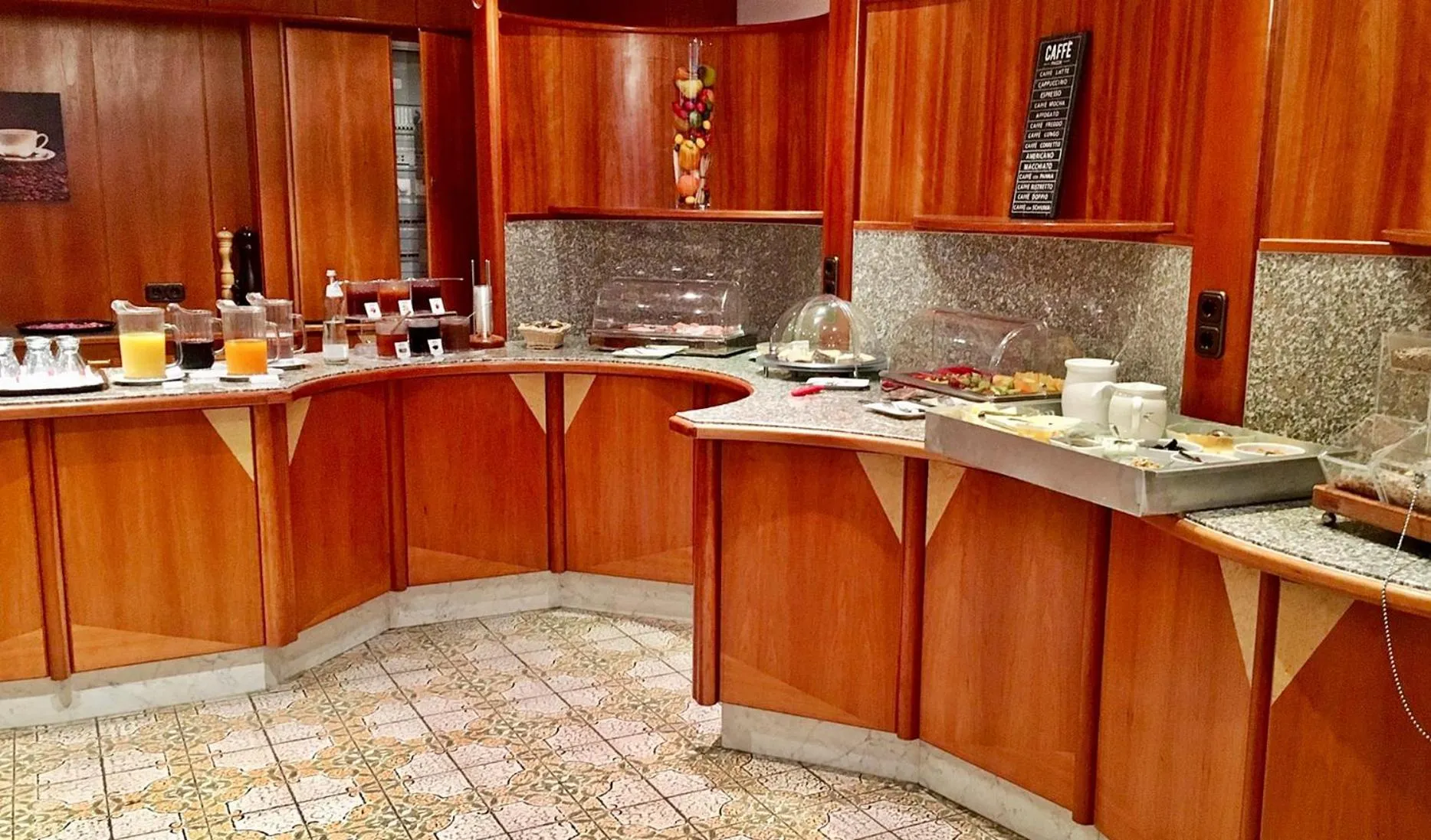 Breakfast in Golf-Tennis-Wellnesshotel Mori