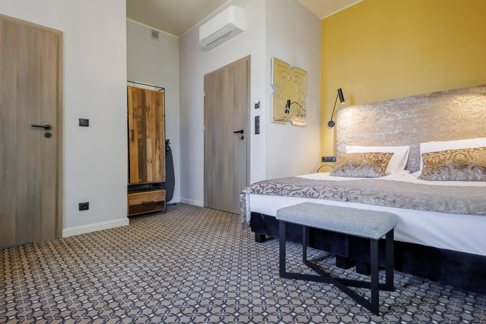 Bed in Dwór Prezydencki Boutique Hotel & SPA