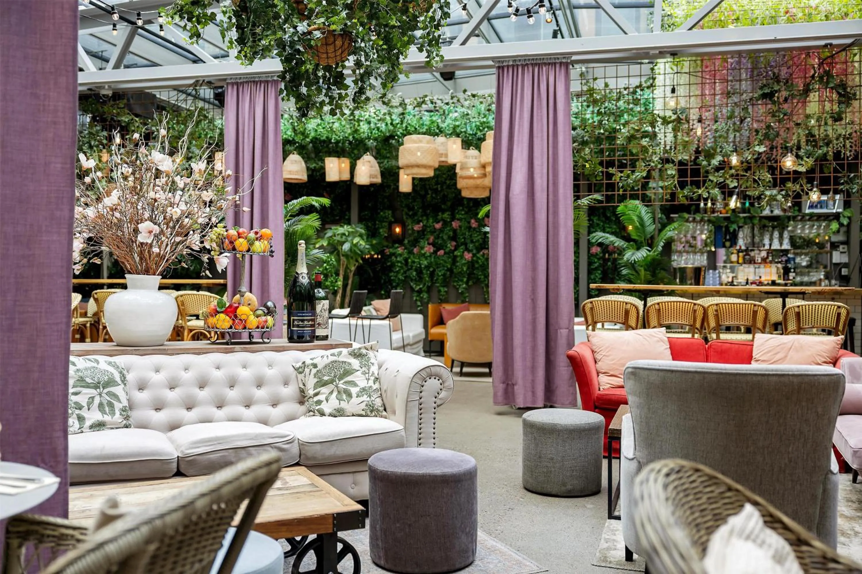 Lounge or bar in Best Western Hotel Norrkoping City