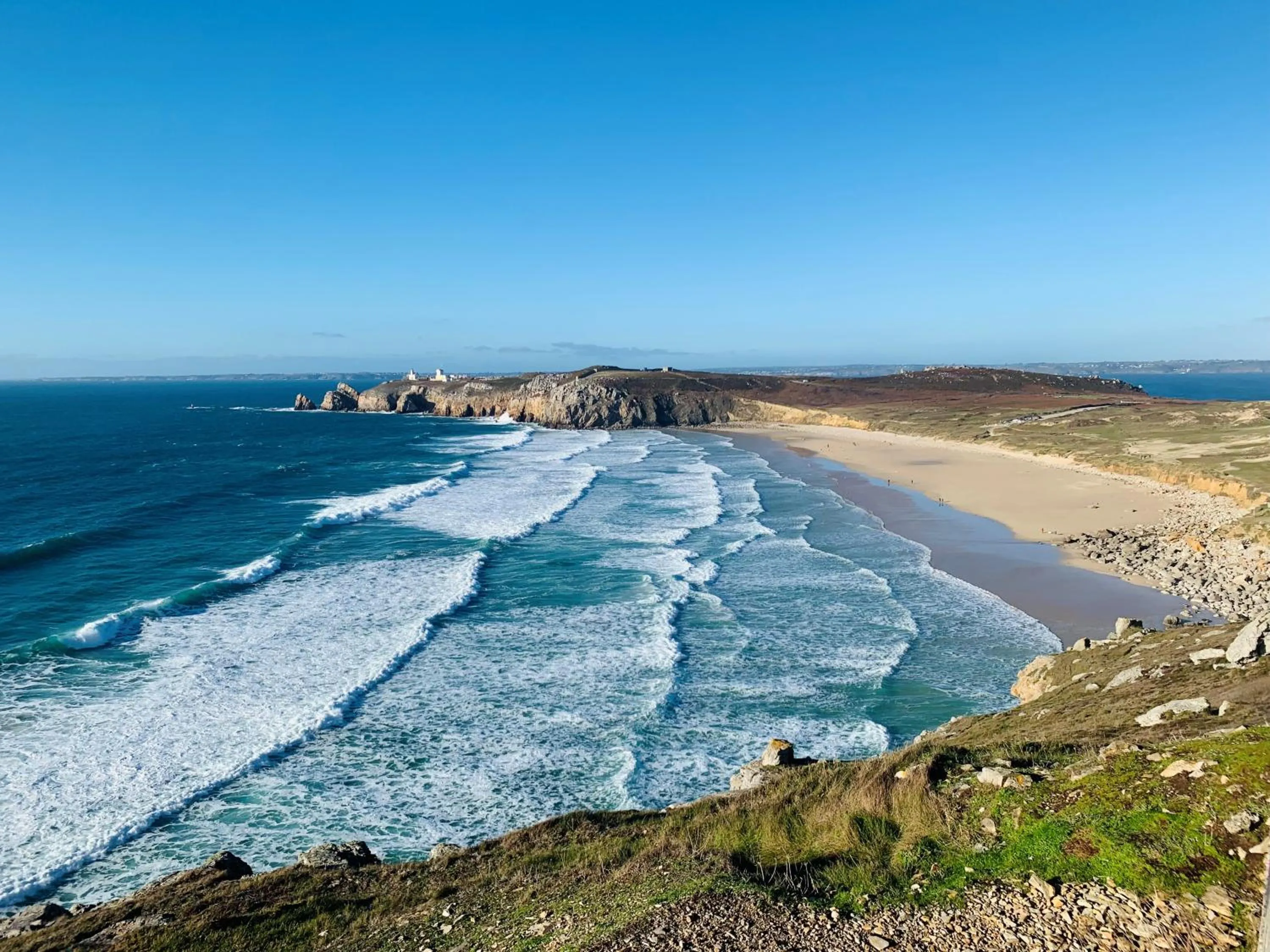 Hiking in Logis Hôtel de France - Face à la Mer