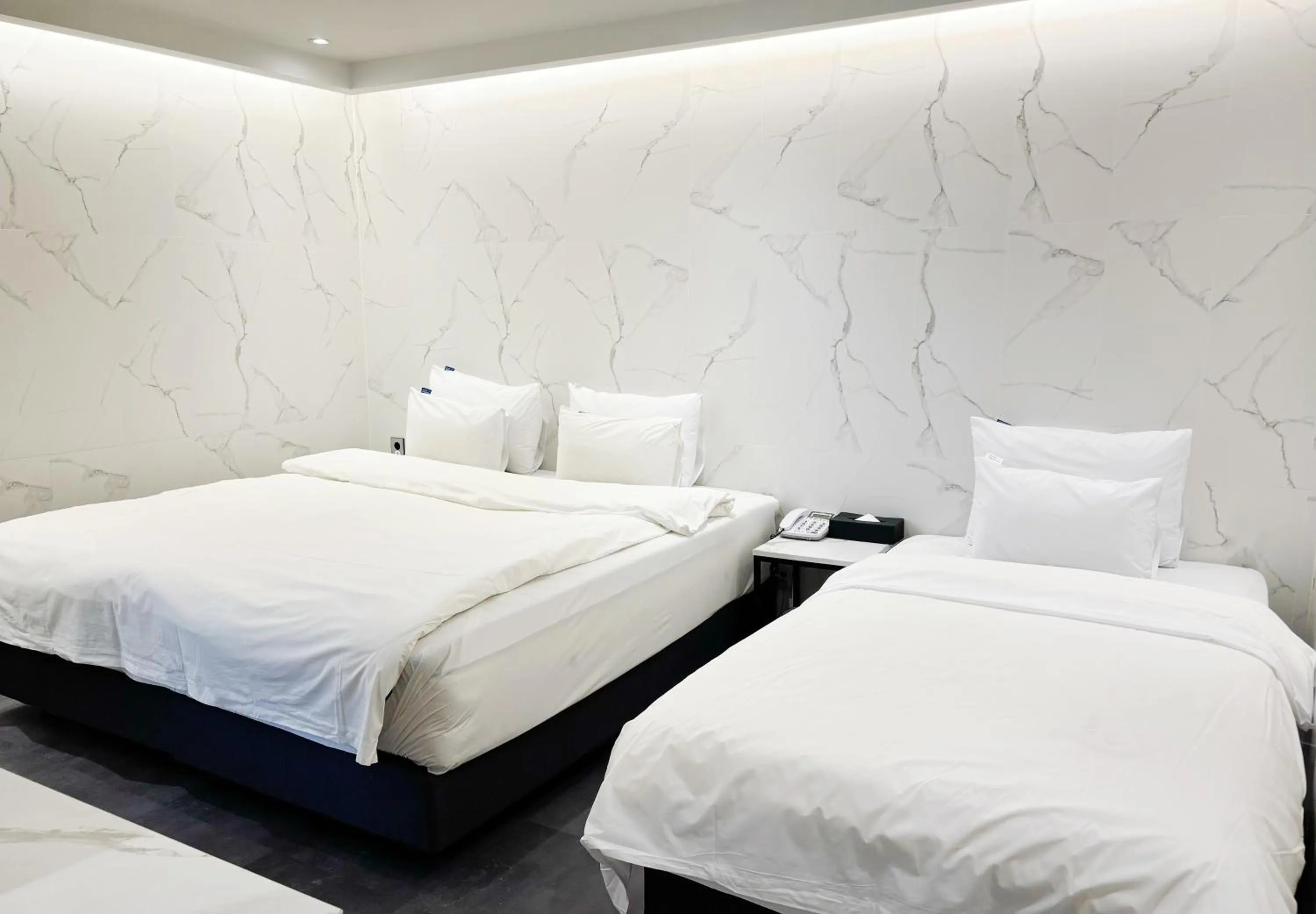 Bed in Dongdaemun Signature Tourist Hotel