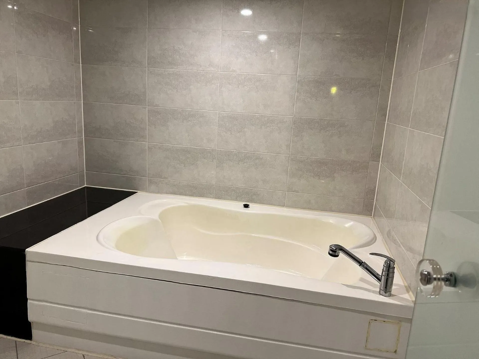 Dongdaemun Signature Tourist Hotel