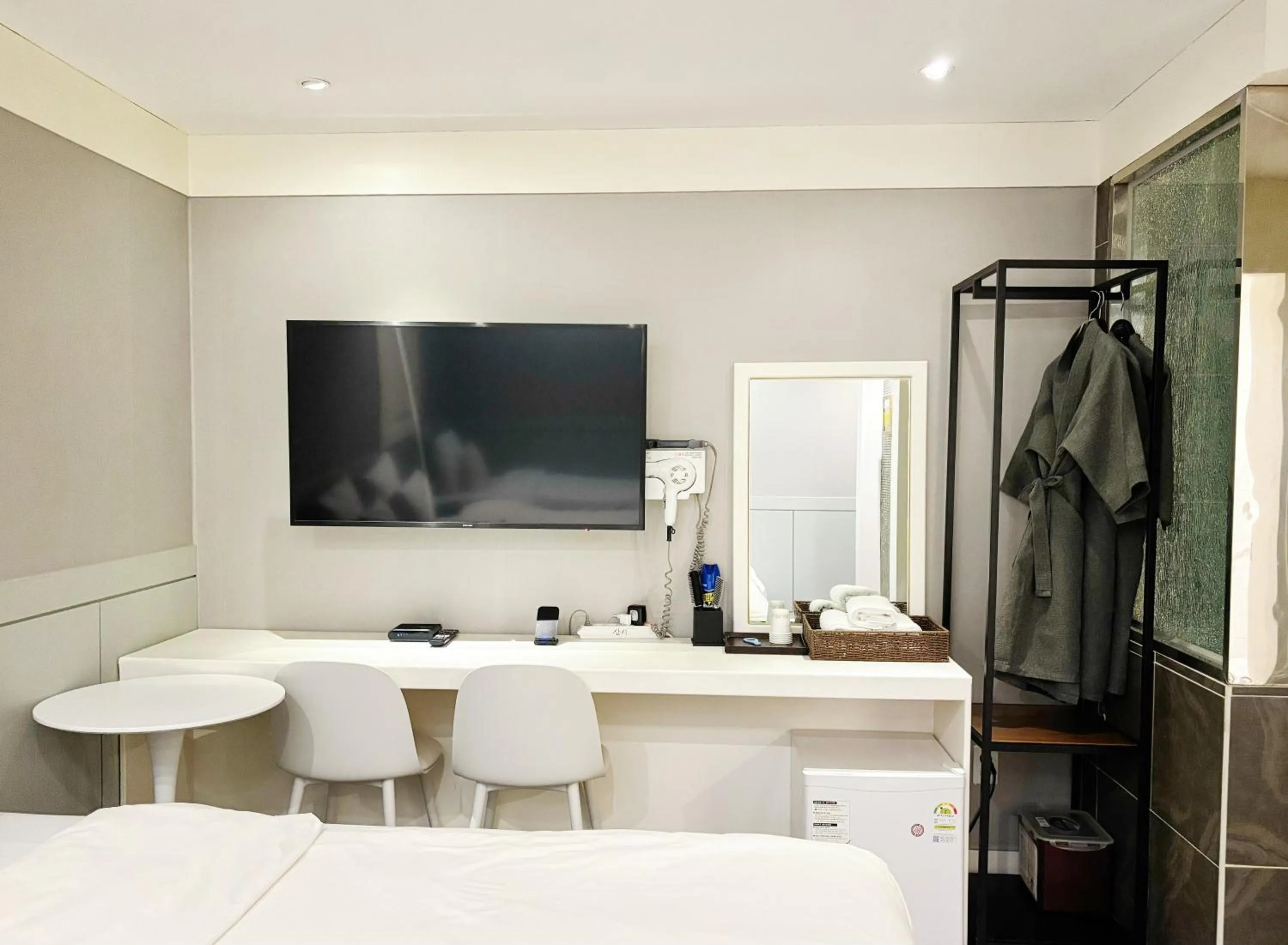 TV and multimedia in Dongdaemun Signature Tourist Hotel