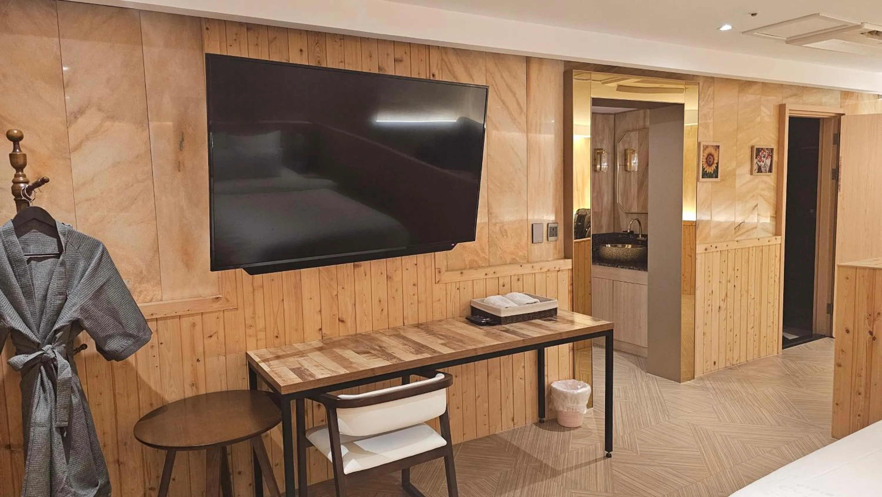 Dongdaemun Signature Tourist Hotel