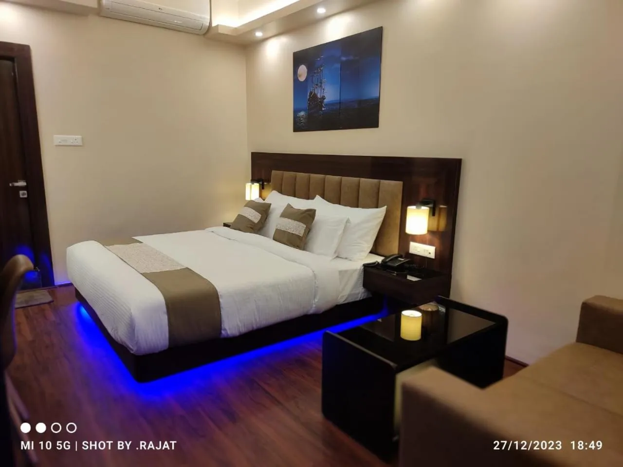 Photo of the whole room, Bed in XCELSIOR HOTEL & SPA