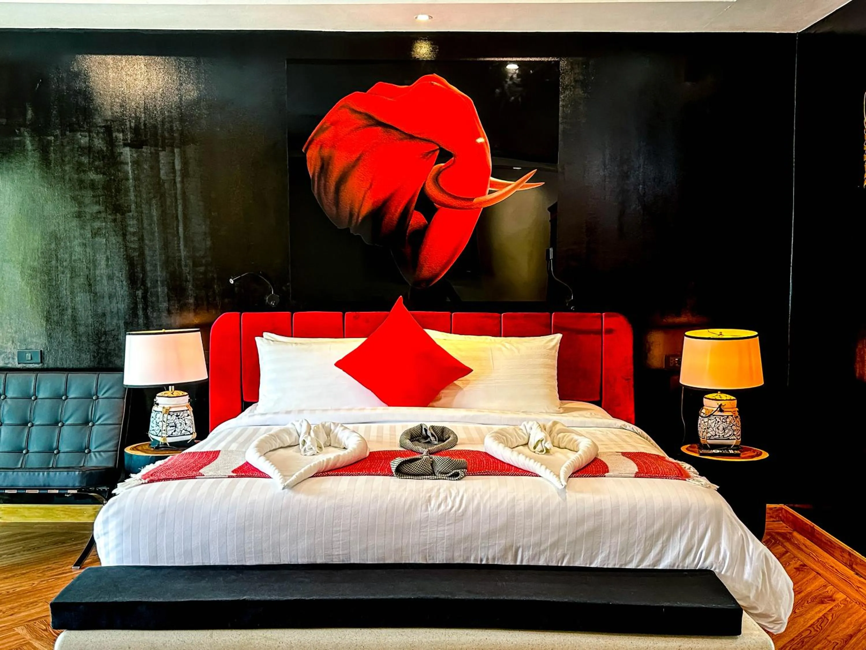 Bed in La Belle Vie - Boutique Hotel Adults Only