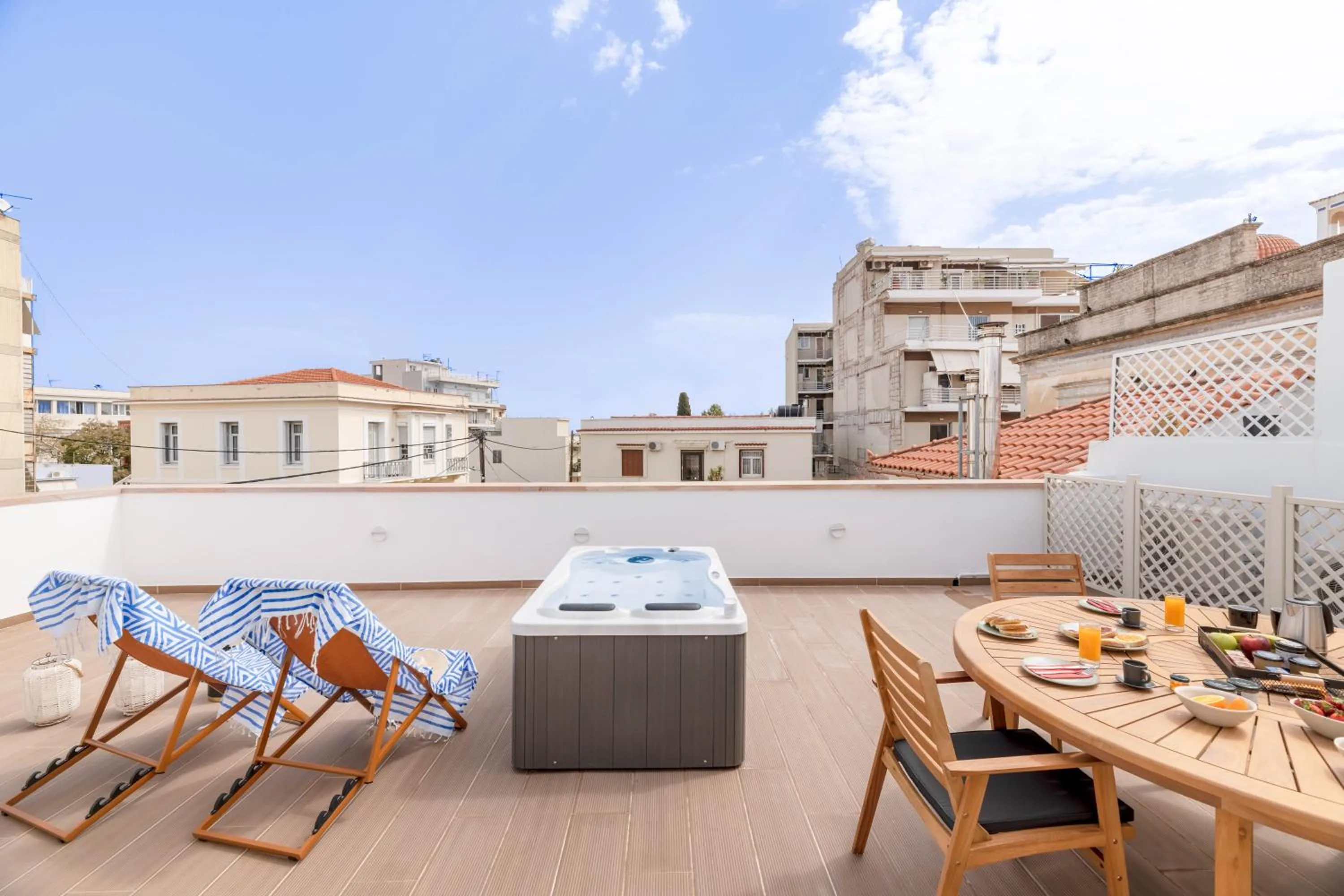 Day in Giustiniani Apartments