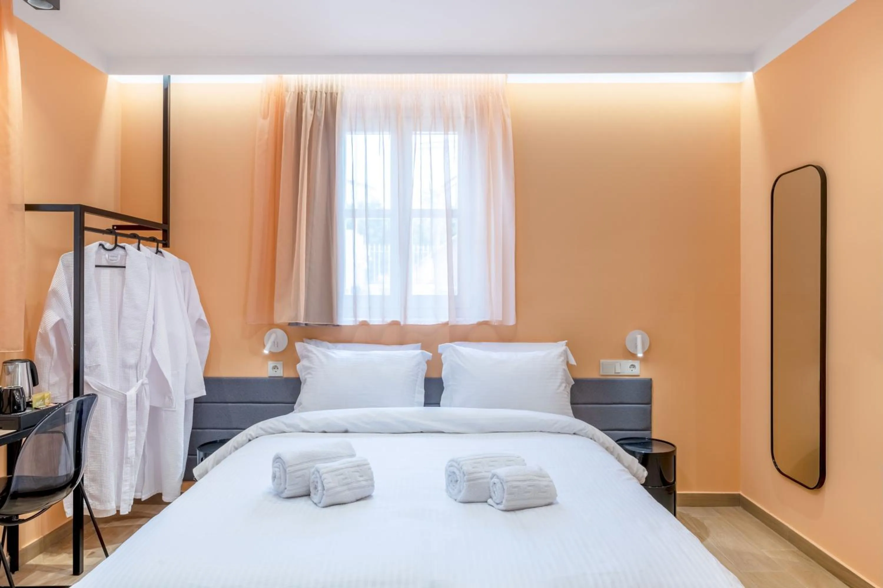 Photo of the whole room, Bed in Giustiniani Apartments