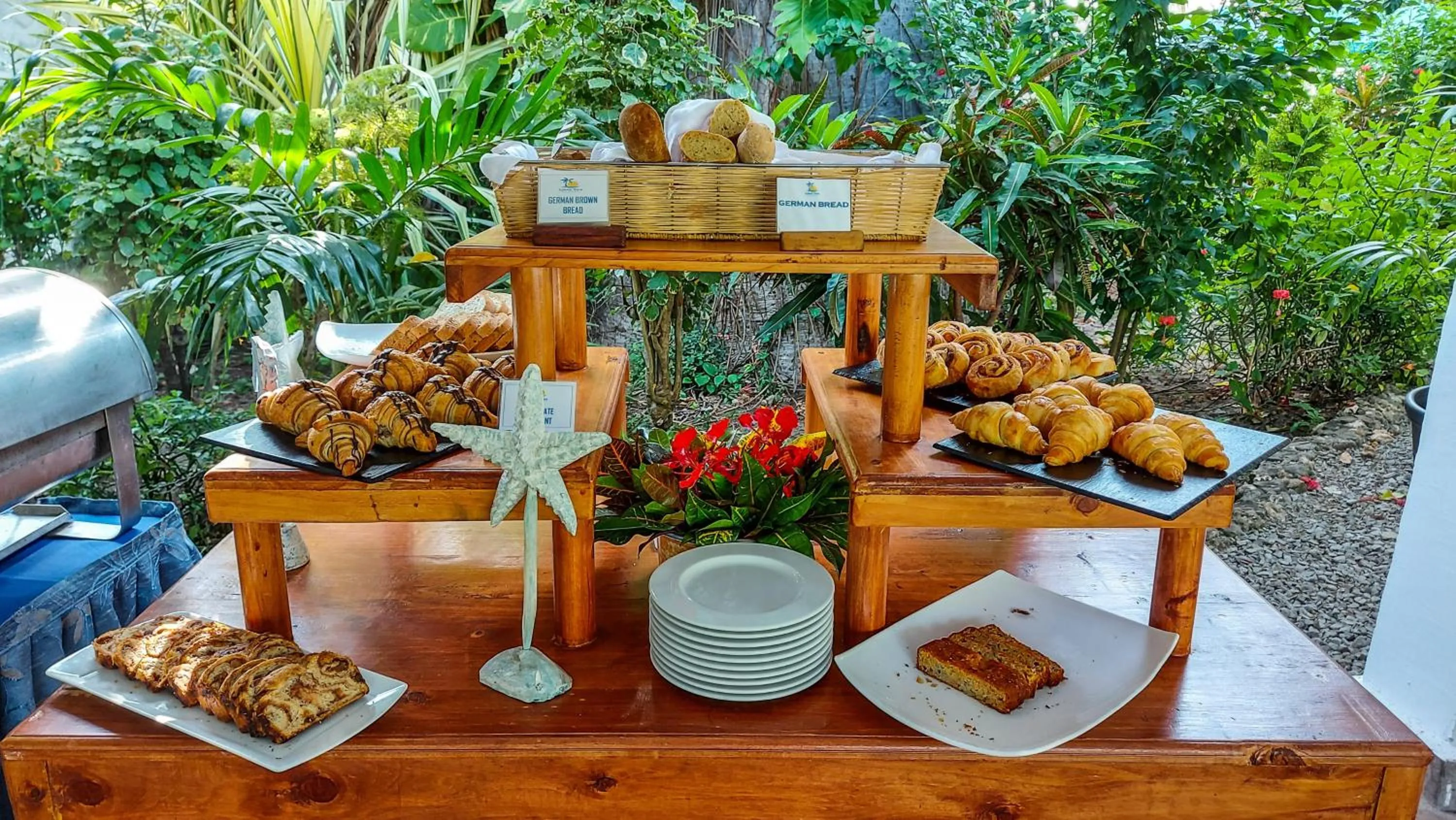 Breakfast in Diani Sea Resort - All Inclusive