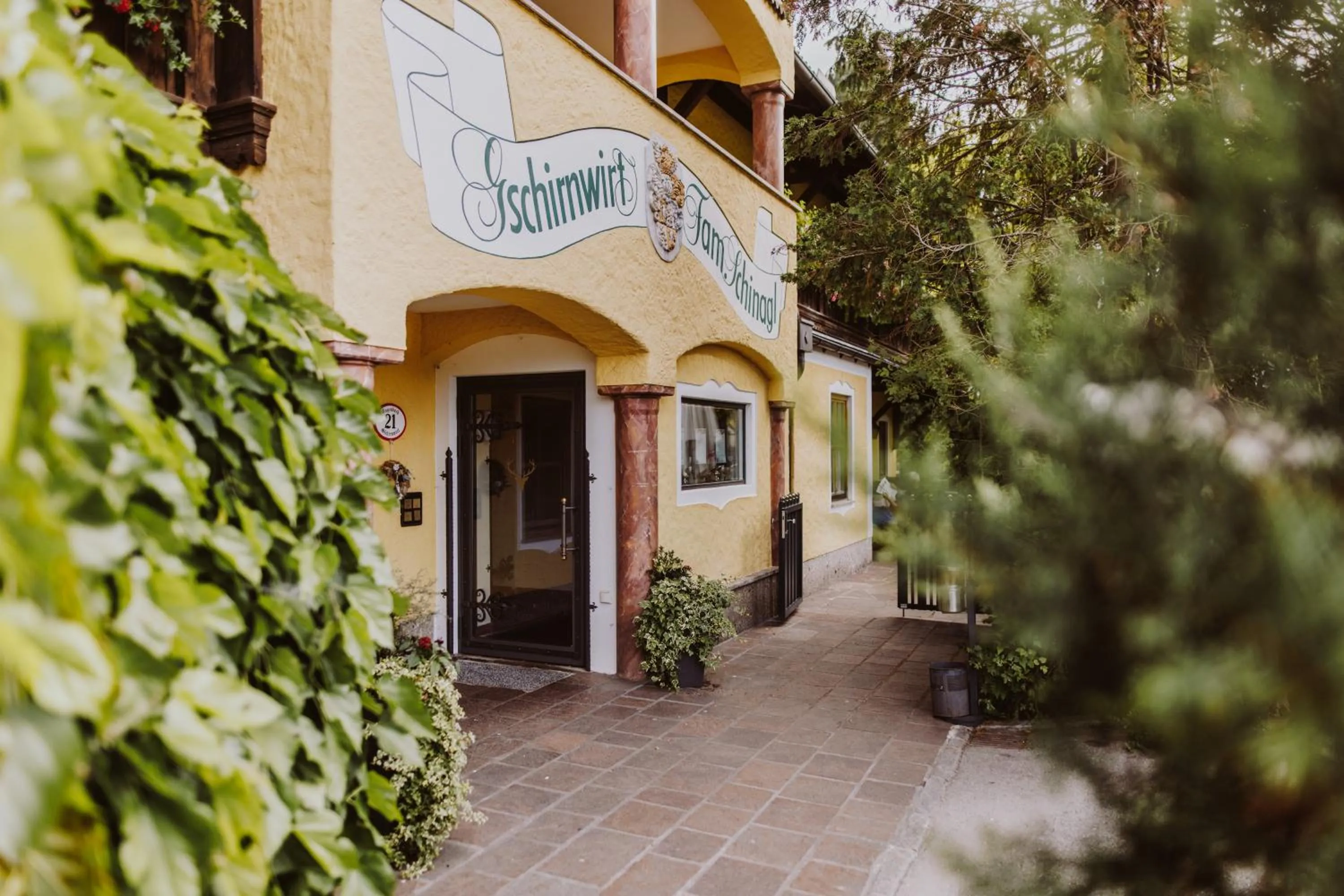 Facade/entrance in Landhotel Gschirnwirt