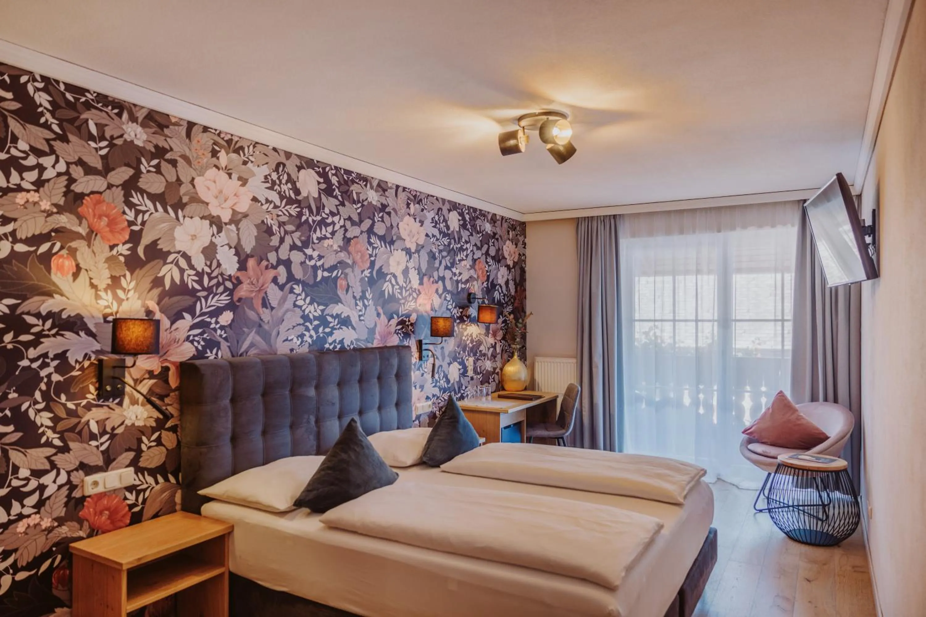 Bedroom, Bed in Landhotel Gschirnwirt