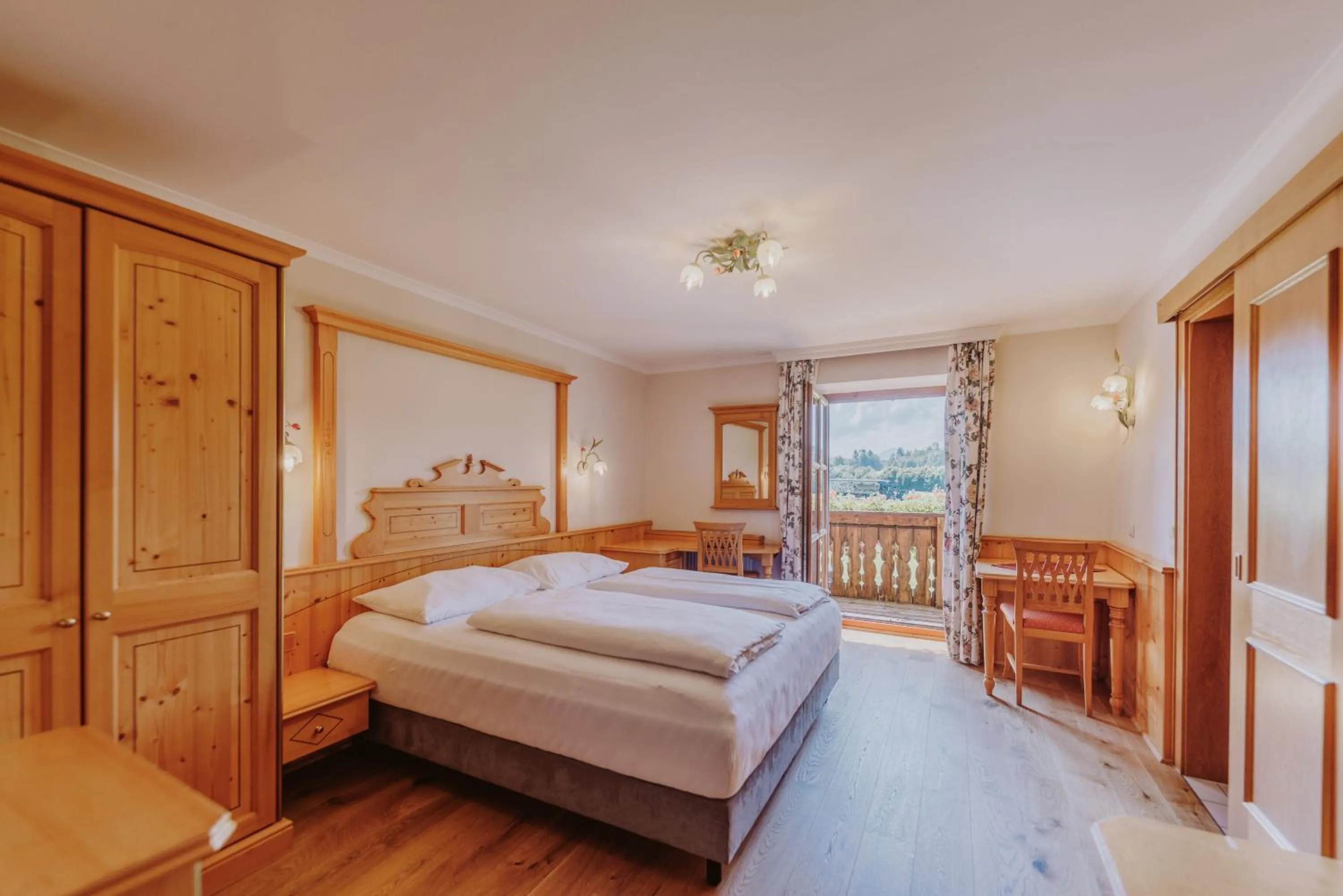 Bedroom, Bed in Landhotel Gschirnwirt