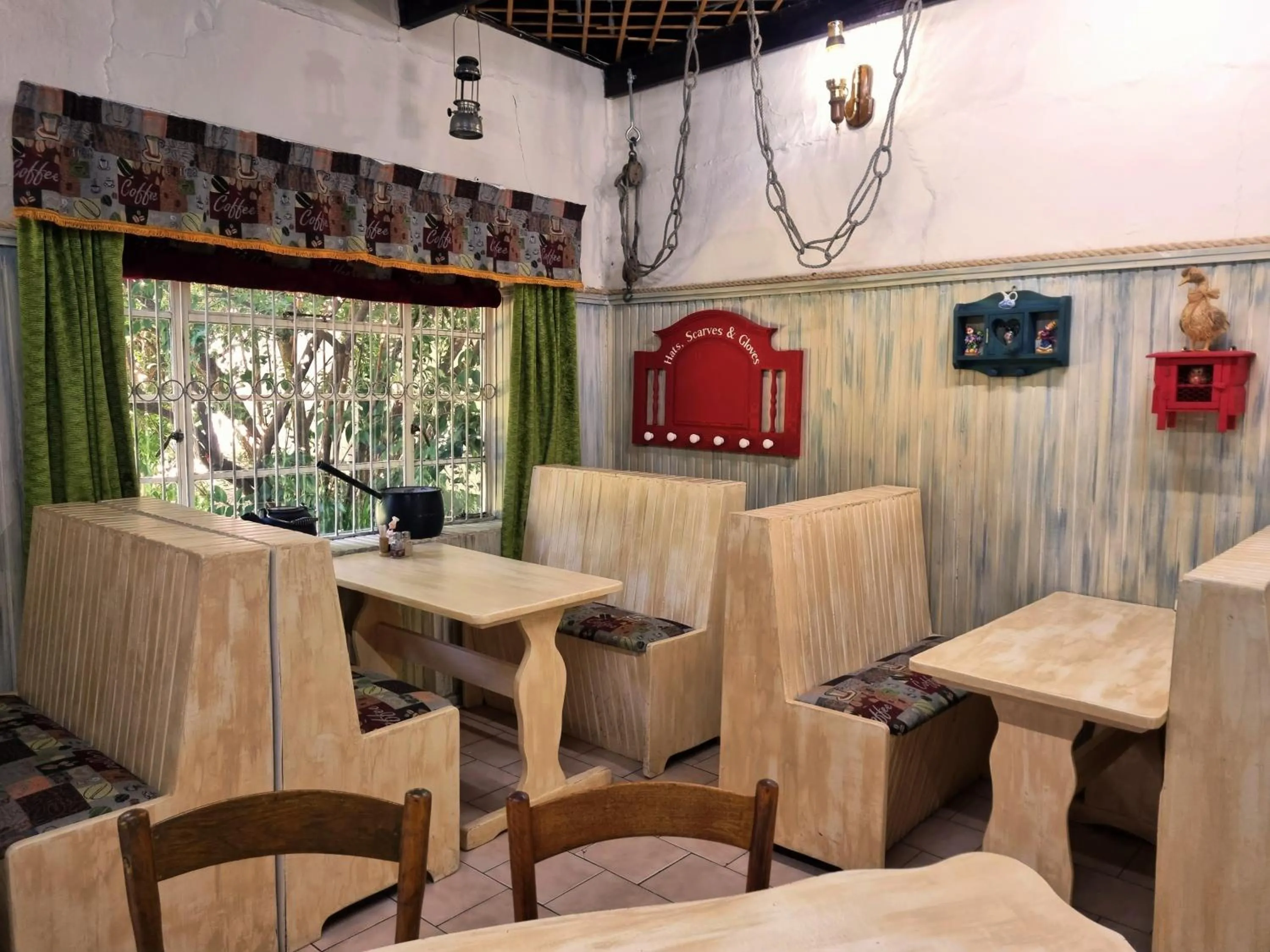 Restaurant/places to eat in Mountain View Country Inn