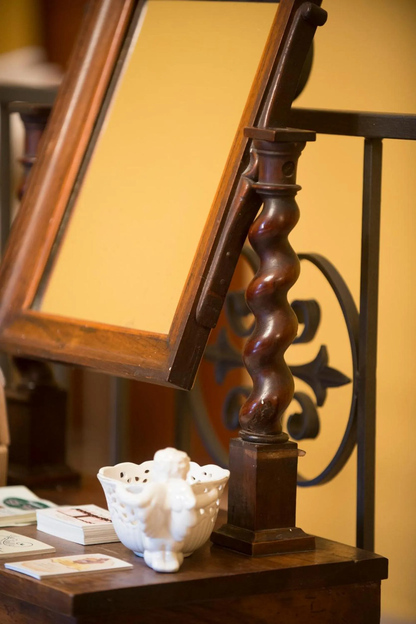 Decorative detail in La Casa dei Nonni B&B