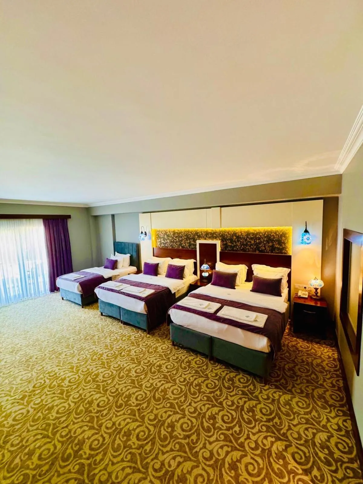 Bed in Pamukkale Whiteheaven Suite Hotel