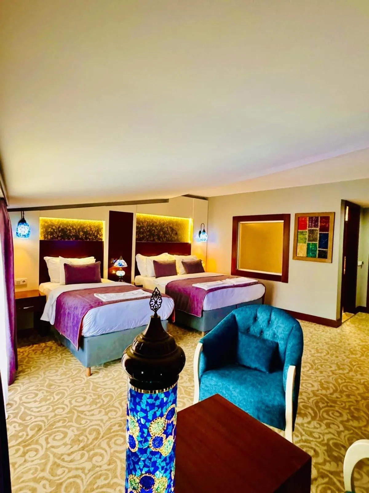 Photo of the whole room, Bed in Pamukkale Whiteheaven Suite Hotel