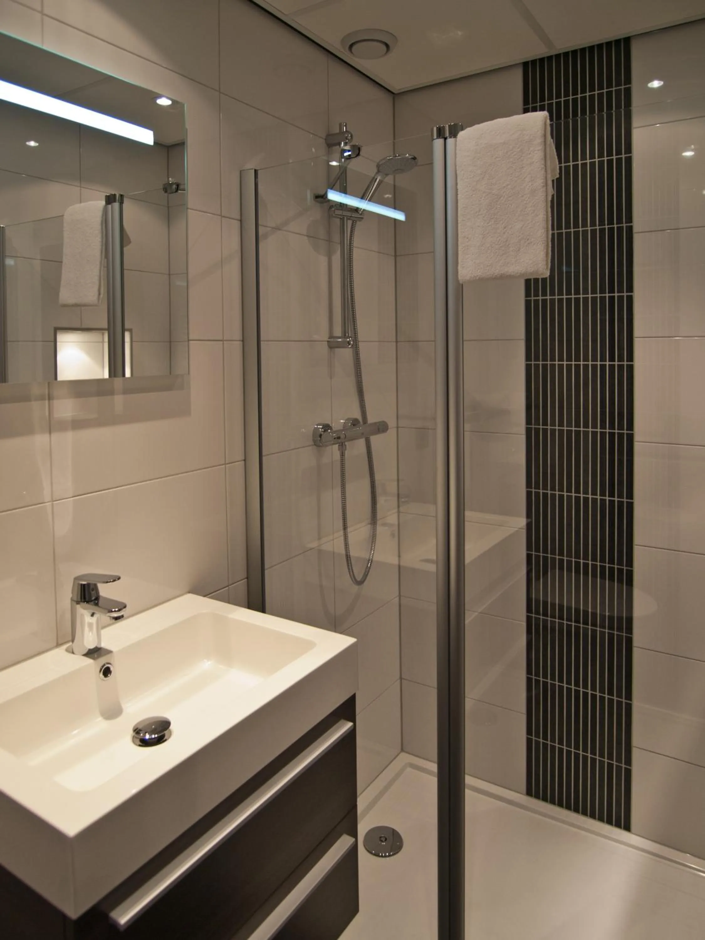 Bathroom in De Eenhoorn