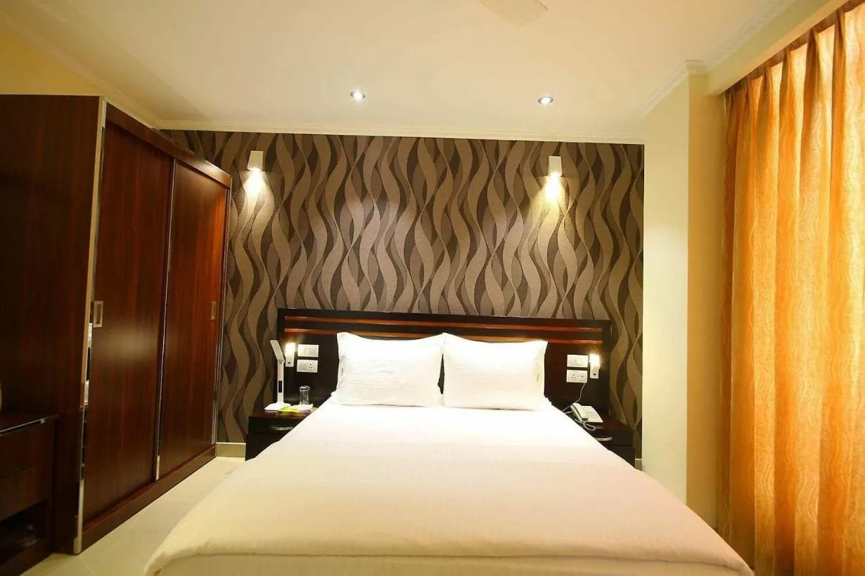 Bed in Splendid Holiday Guest House