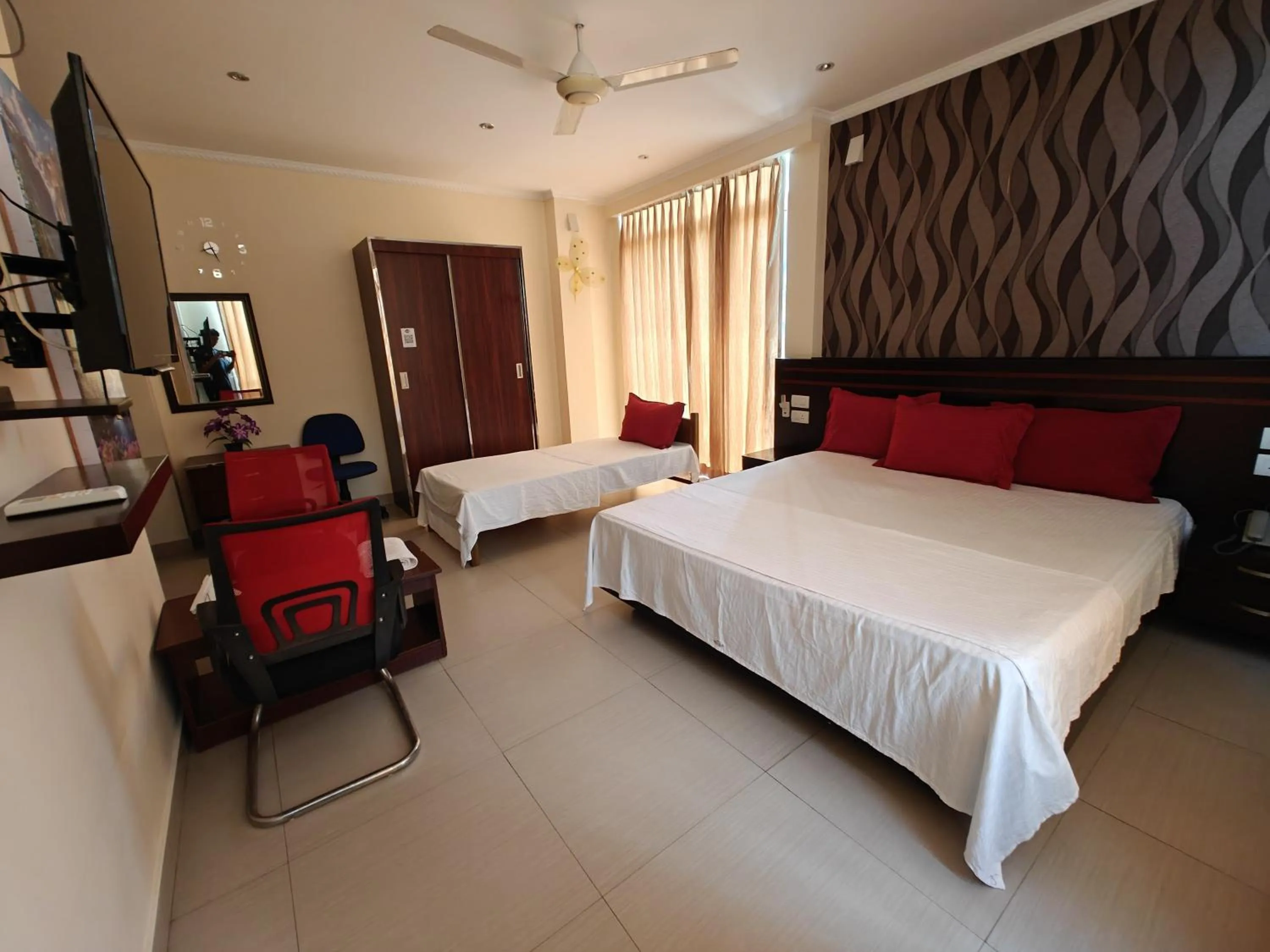 Bedroom, Bed in Splendid Holiday Guest House