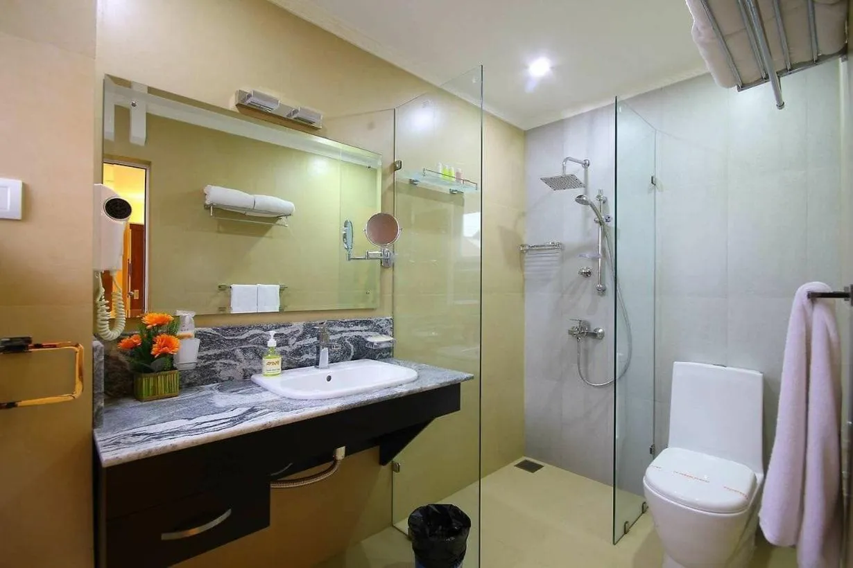 Bathroom in Splendid Holiday Guest House