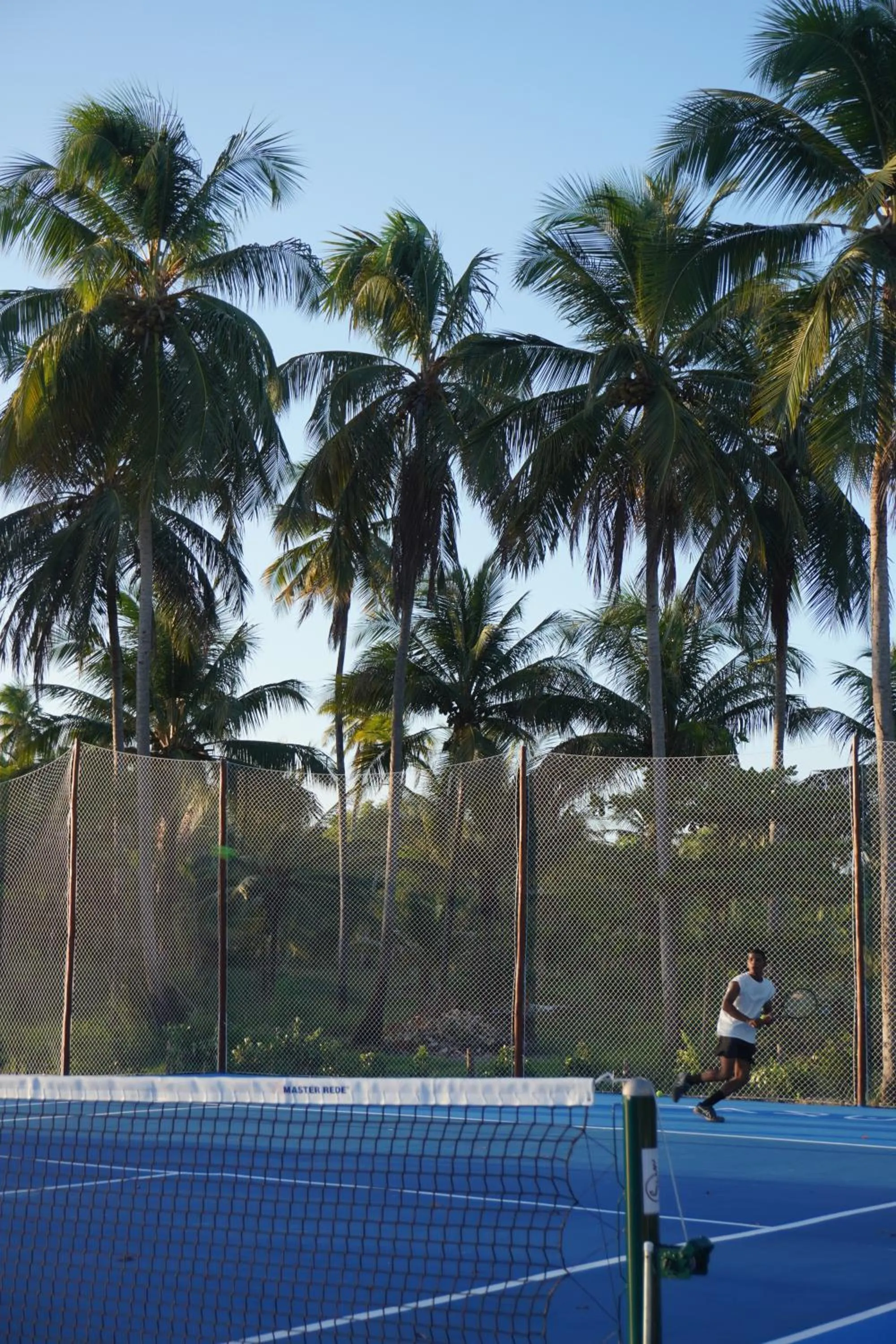 Tennis court in Paru Boutique Hotel