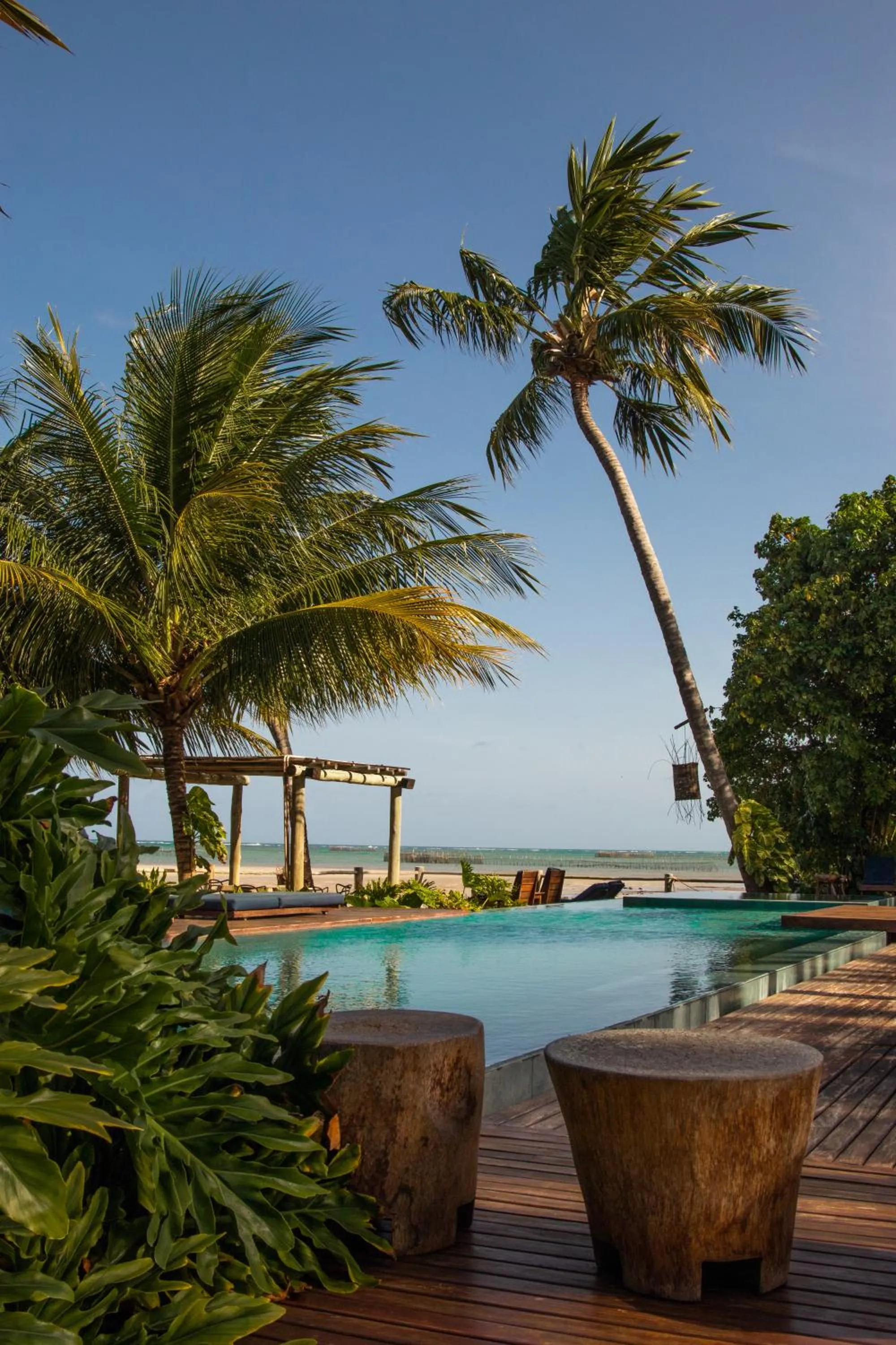 Swimming pool in Paru Boutique Hotel