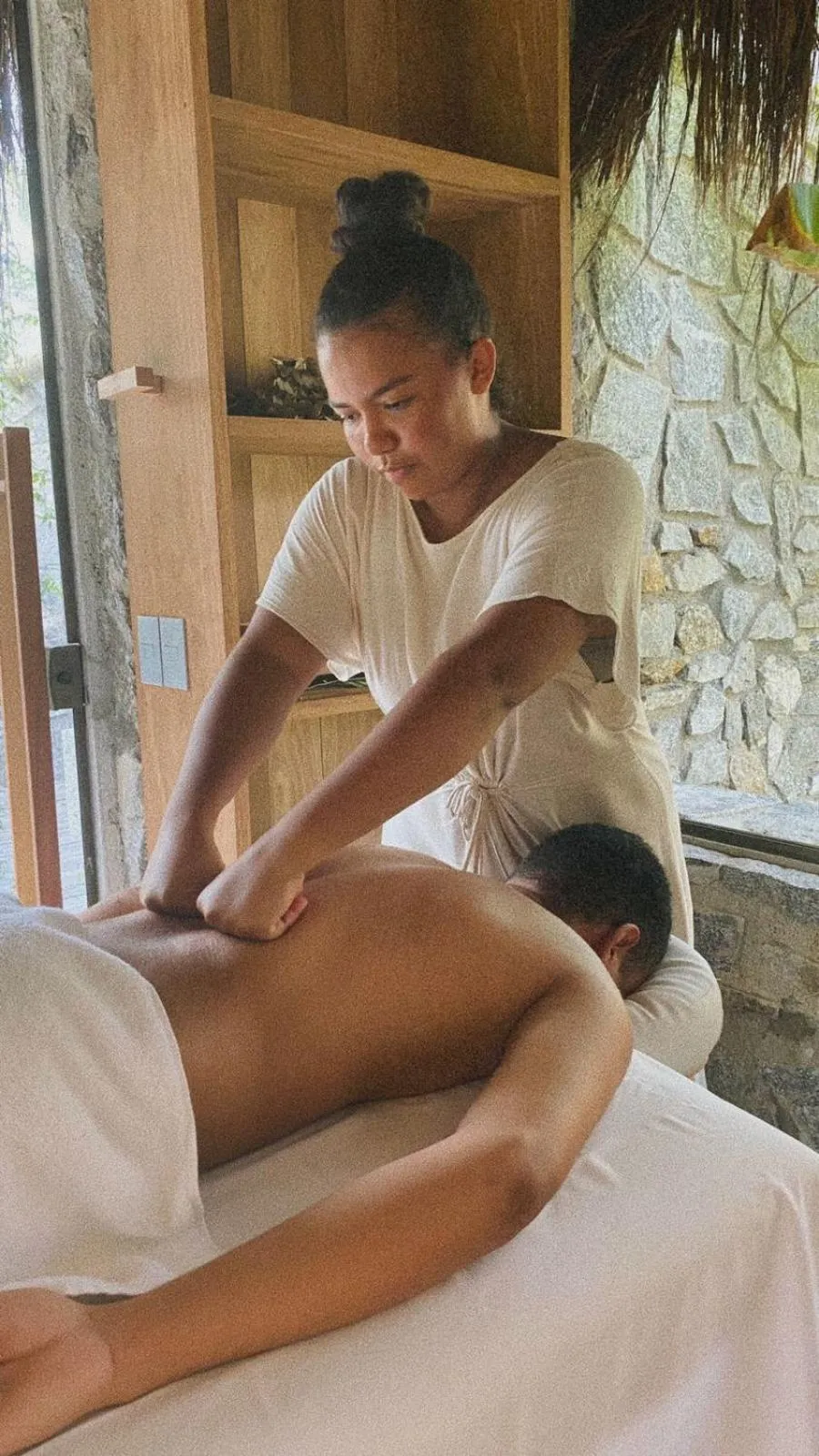 Massage in Paru Boutique Hotel