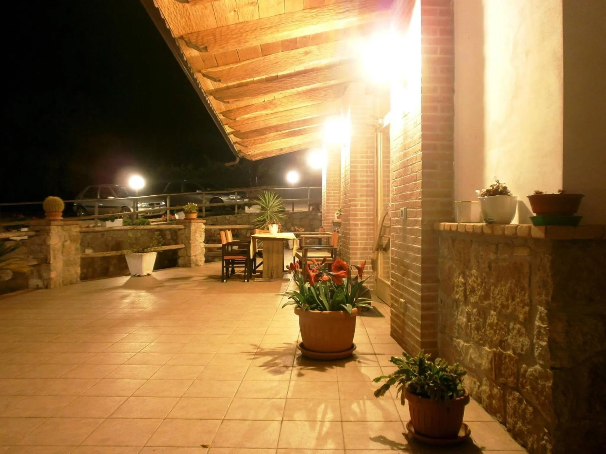 Facade/entrance in Albergo Villa Riccio