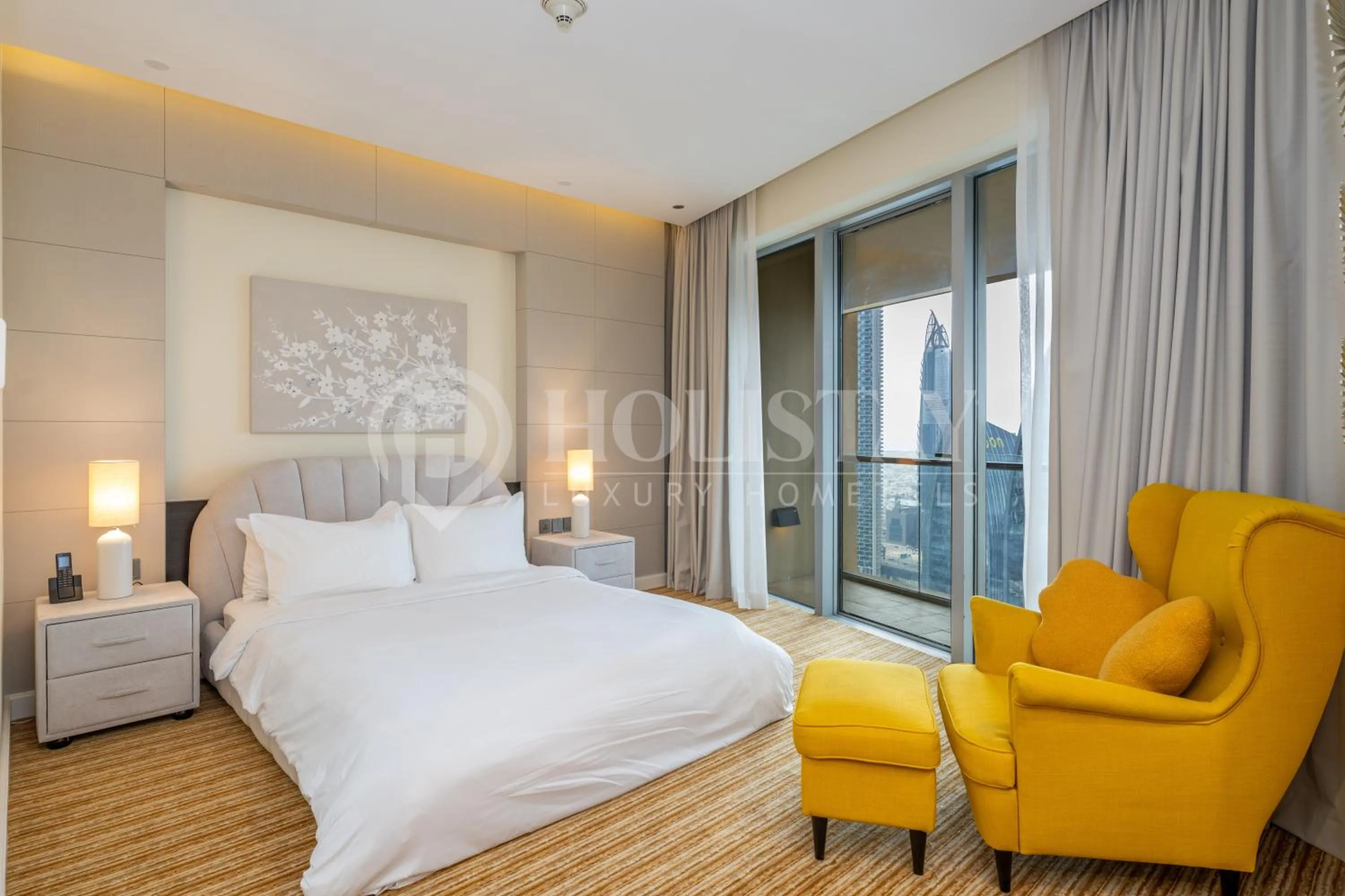 Bed in Holistay Luxury Homes - Burj khalifa view - Direct Access Dubai Mall