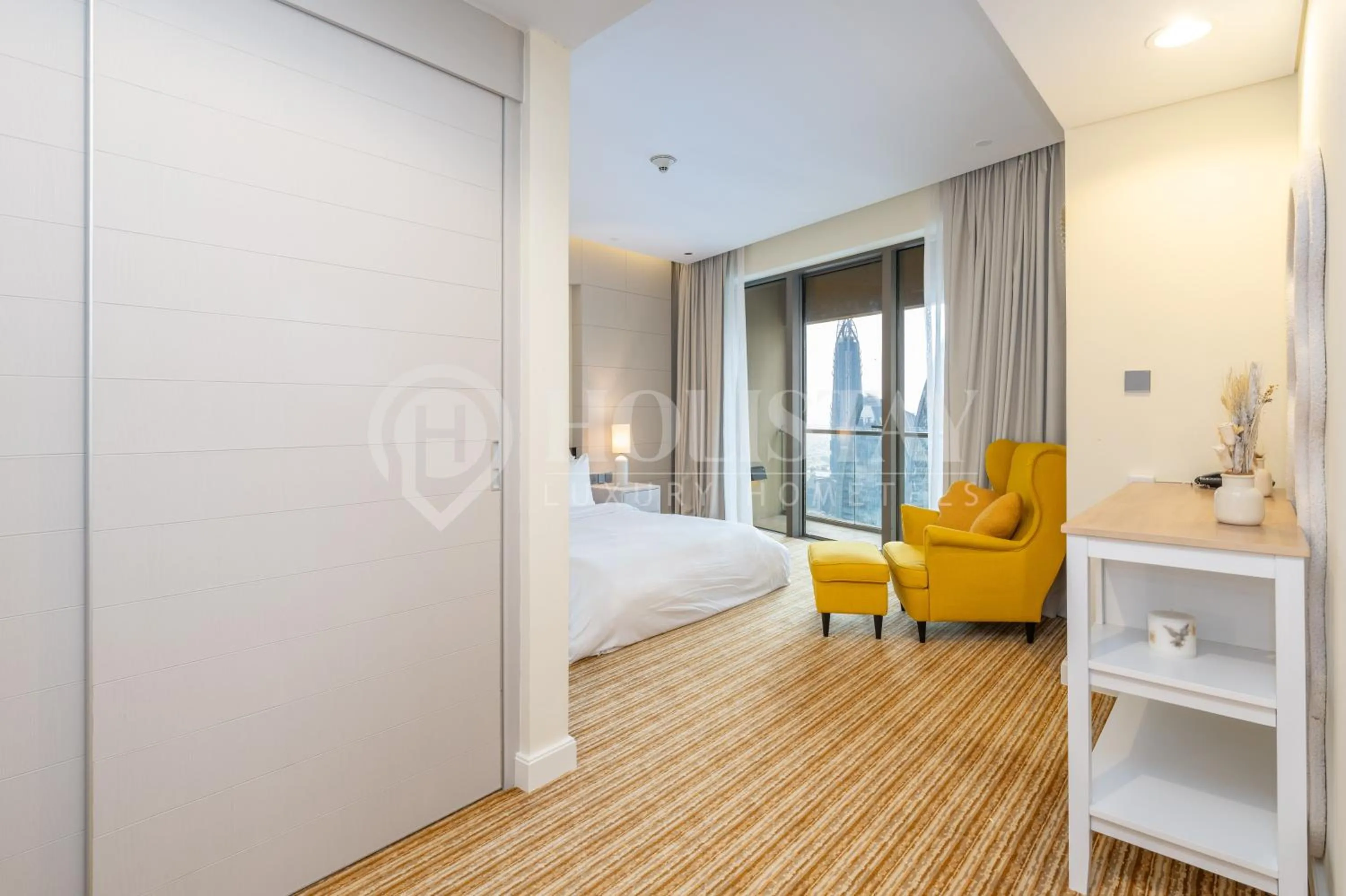 Bedroom, Bed in Holistay Luxury Homes - Burj khalifa view - Direct Access Dubai Mall