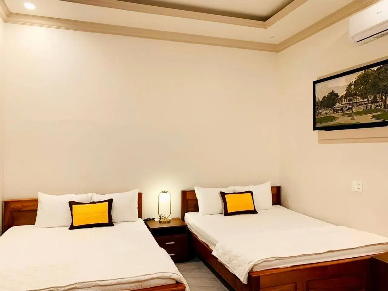 Standard Quadruple Room in Ngọc Mai Hotel Standard Quadruple Room in Ngọc Mai Hotel