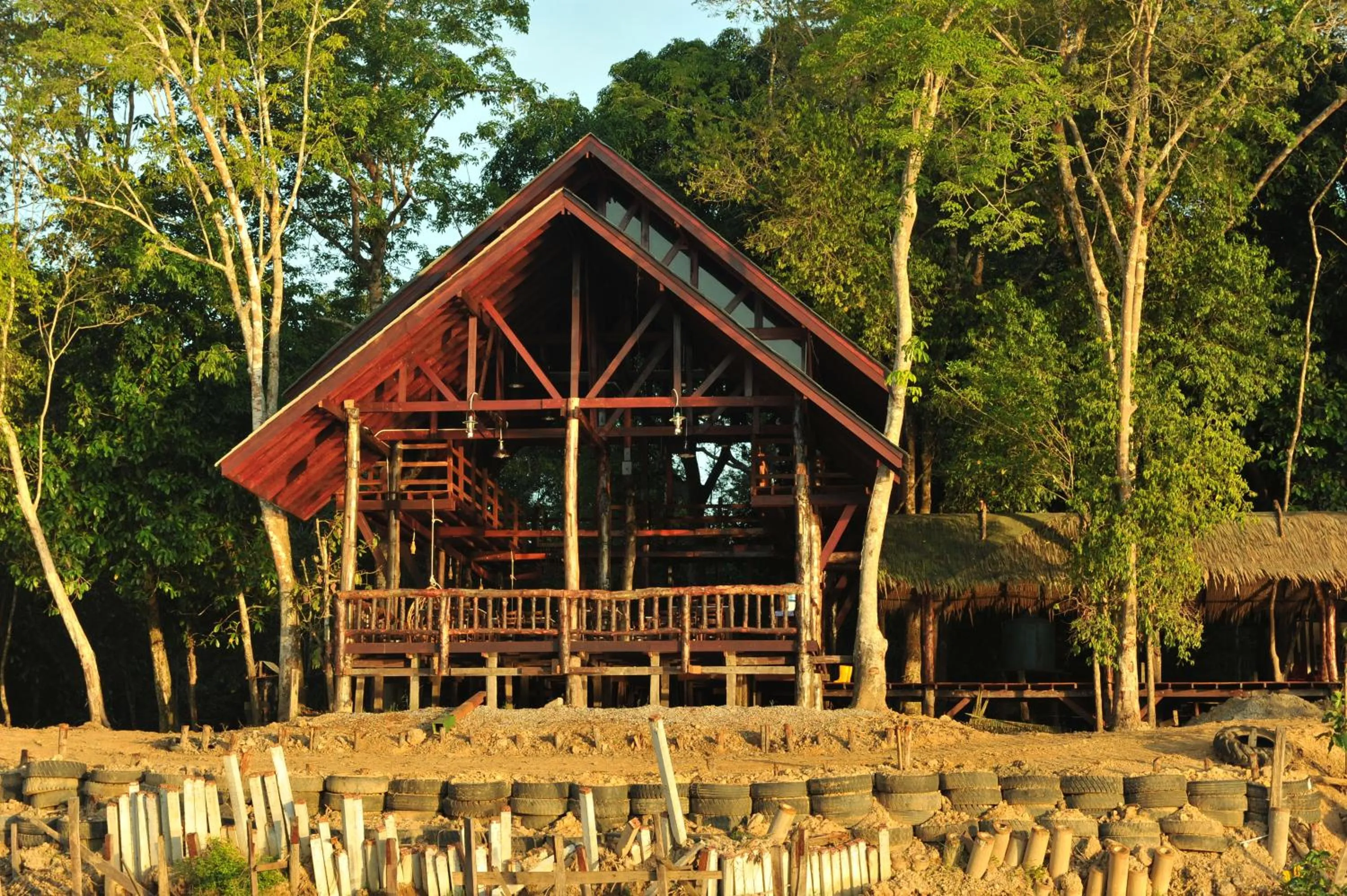 Property building in Borneo Natural Sukau Bilit Resort