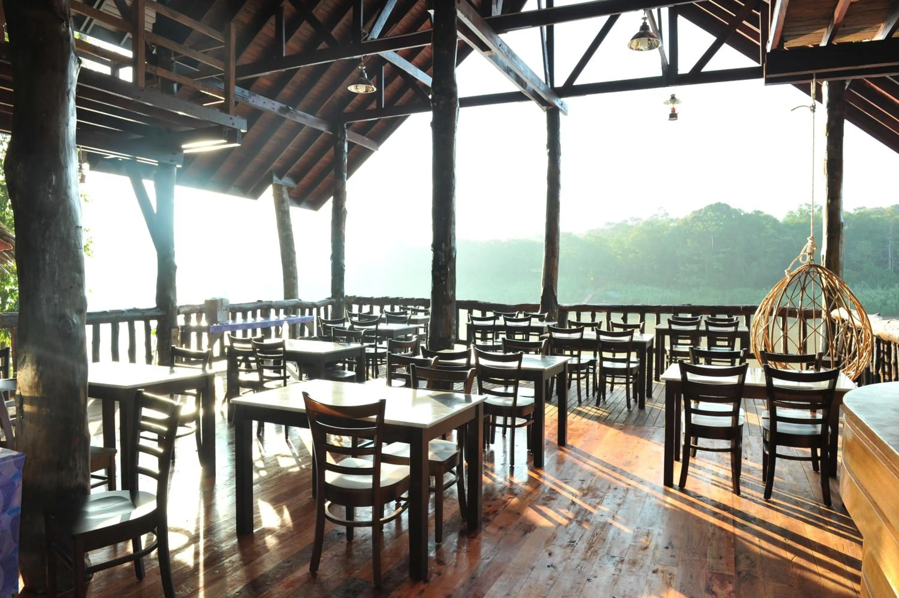 Restaurant/places to eat in Borneo Natural Sukau Bilit Resort