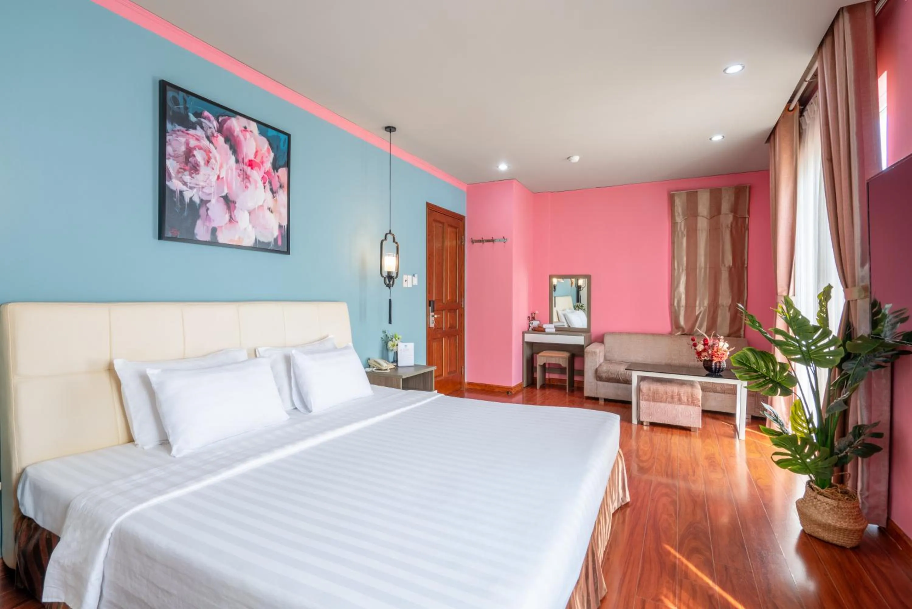 Bed in La Palma Boutique Hotel