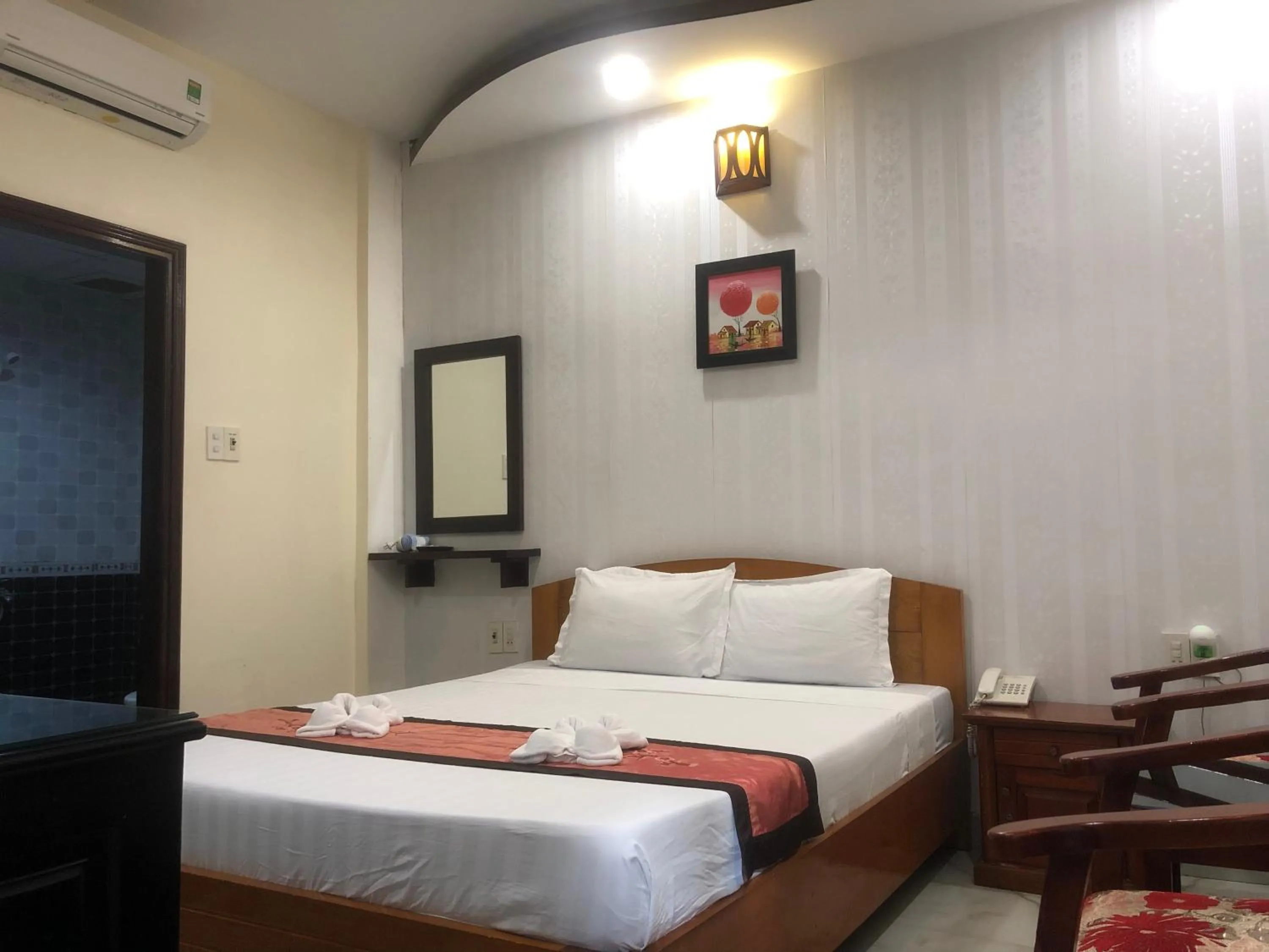 Bed in Sunny A Hotel