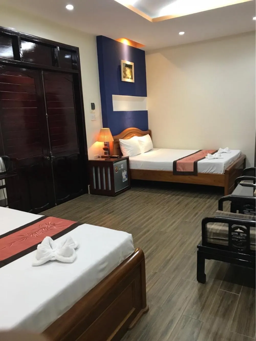 Bed in Sunny A Hotel