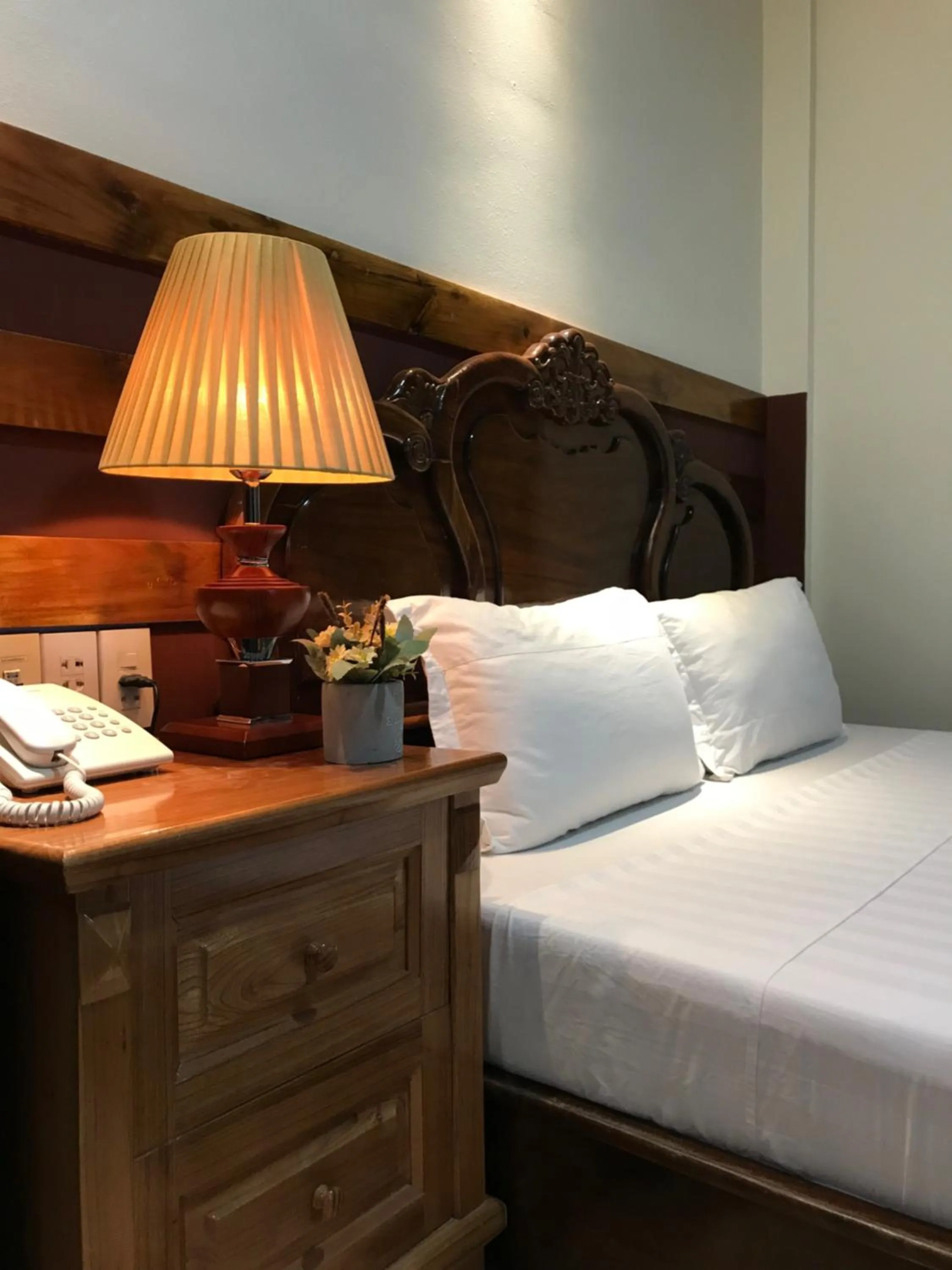 Bed in Sunny A Hotel