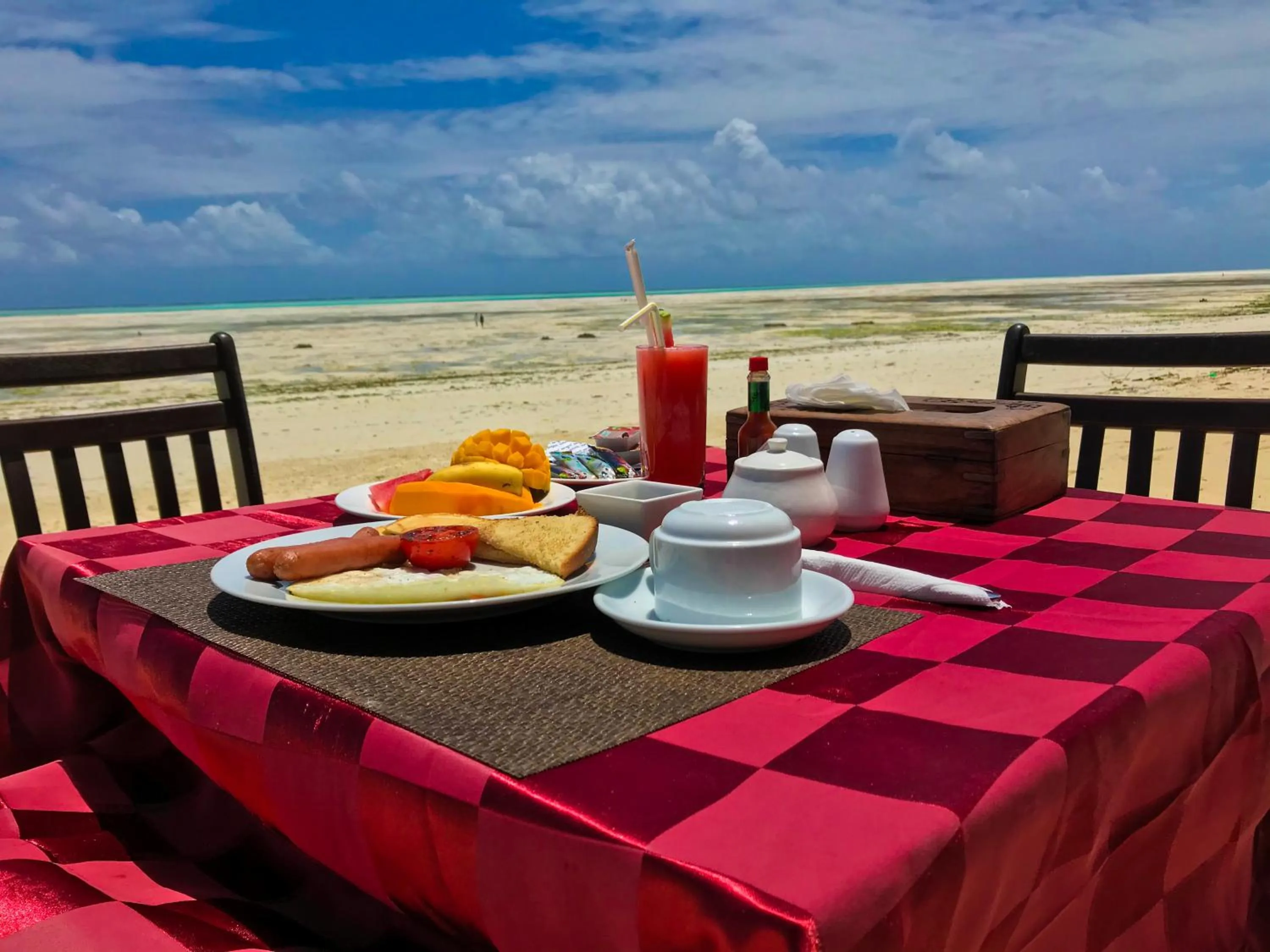 Breakfast in Jambiani White Sands Bungalows