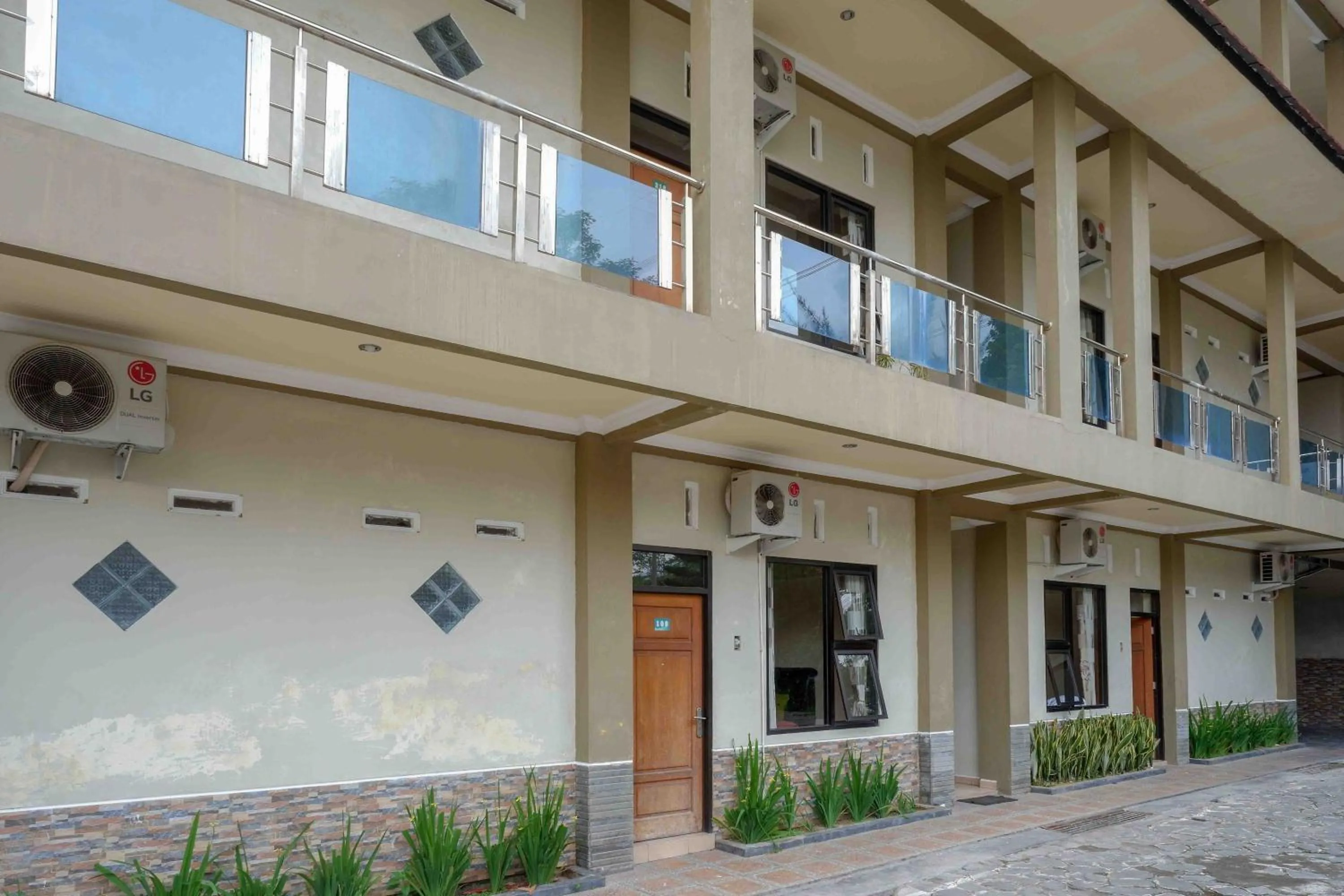 Property building in Urbanview Hotel Bergas Indah Bandungan by RedDoorz