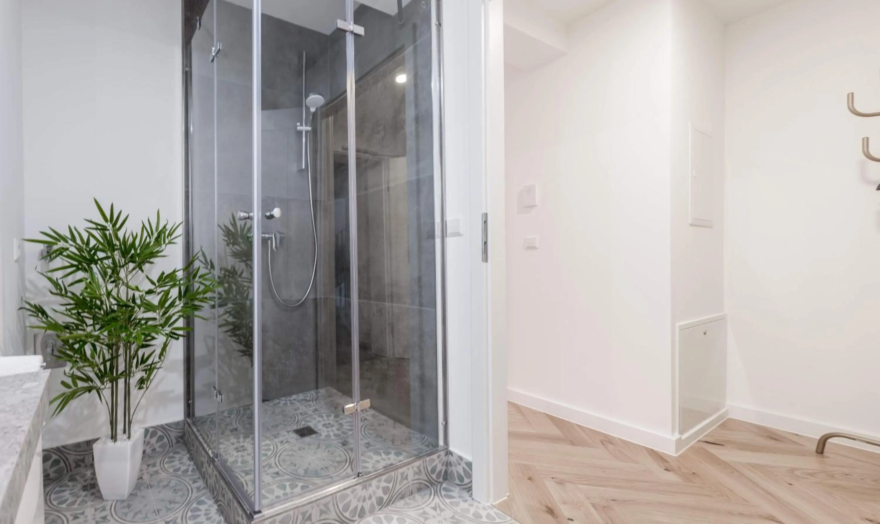 Shower in living TIMELESS - Adler Apartments Sasbachwalden